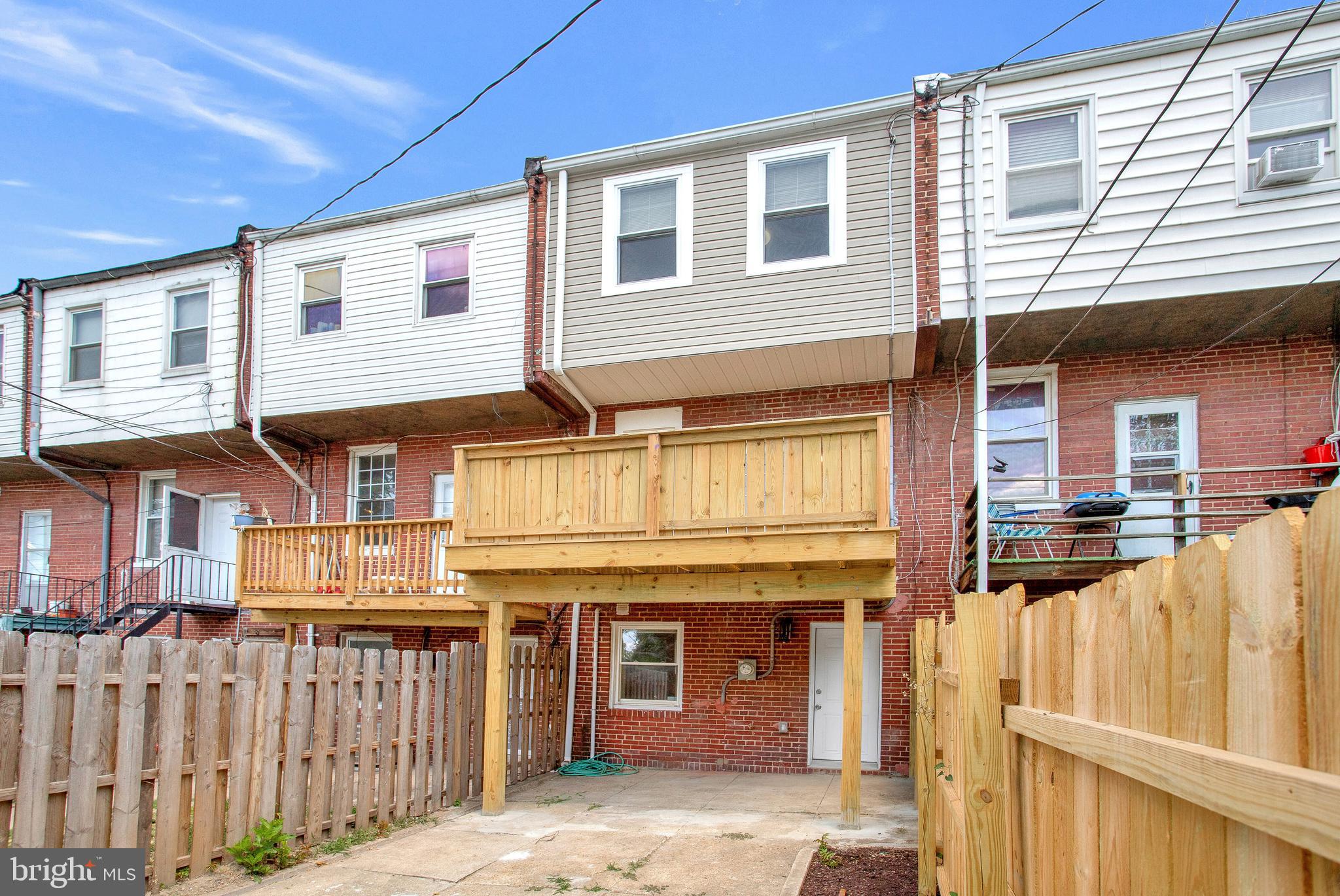 EAST BALTIMORE MIDWAY - Residential