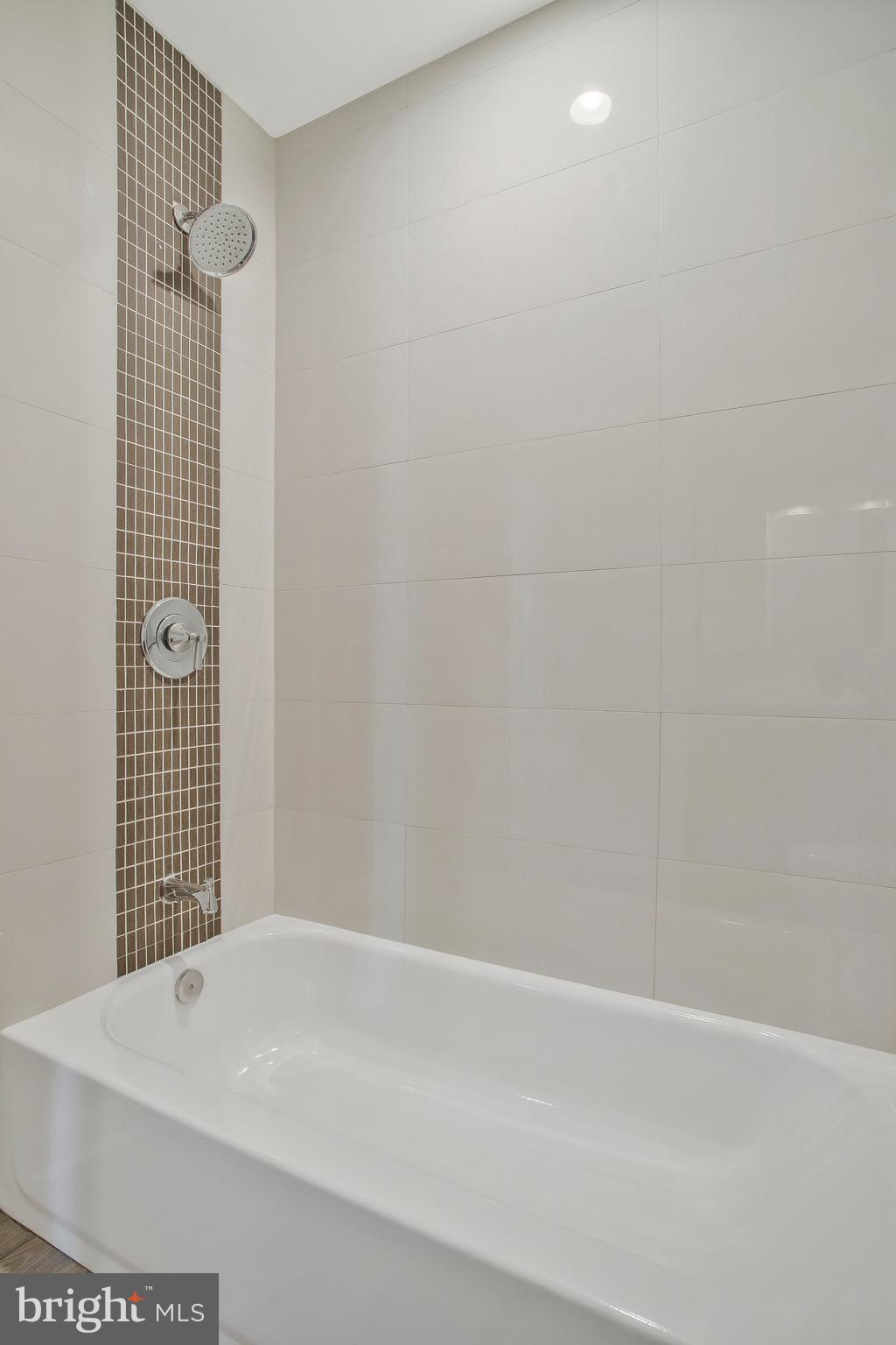 EAST BALTIMORE MIDWAY - Residential