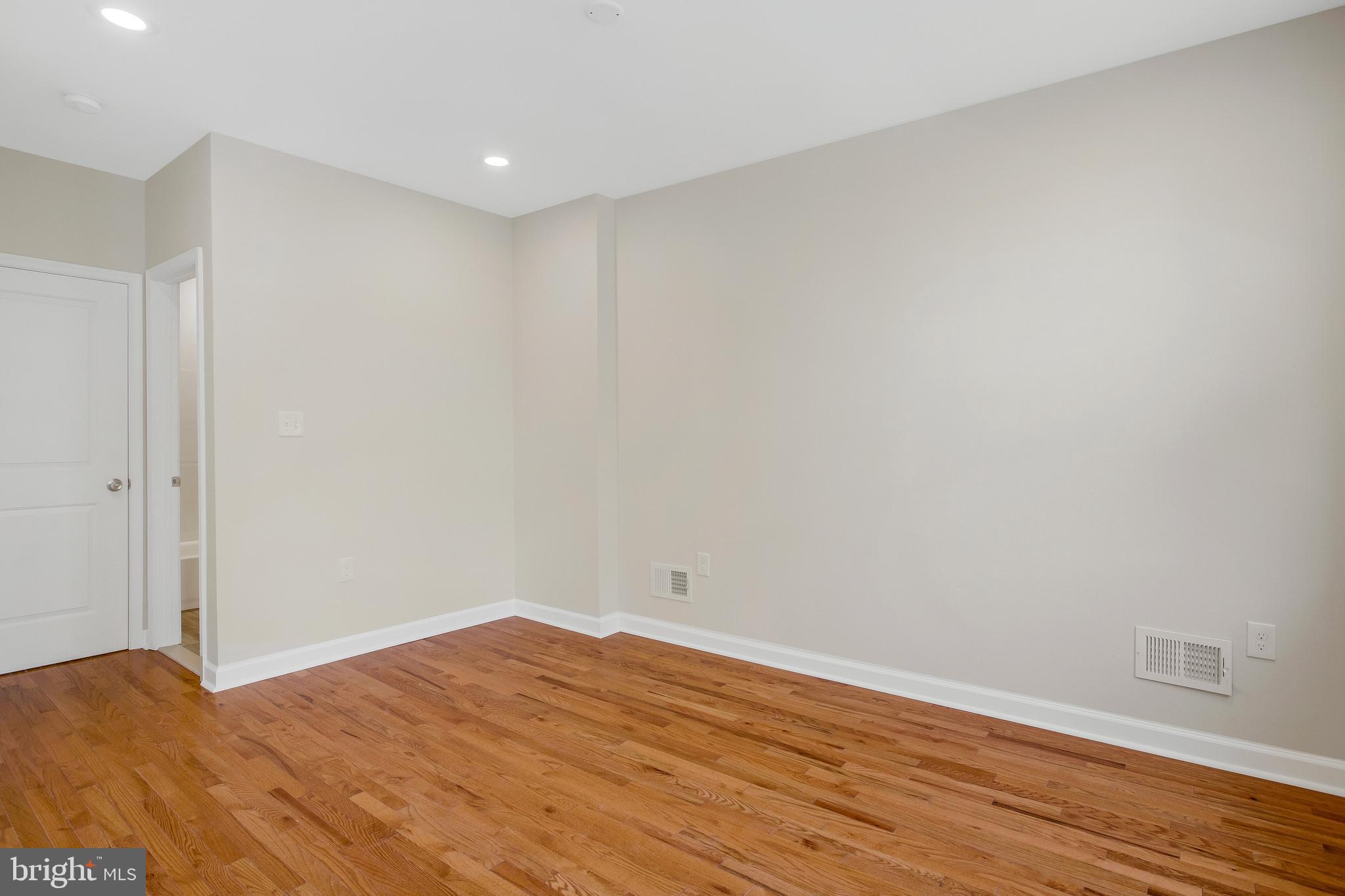 EAST BALTIMORE MIDWAY - Residential