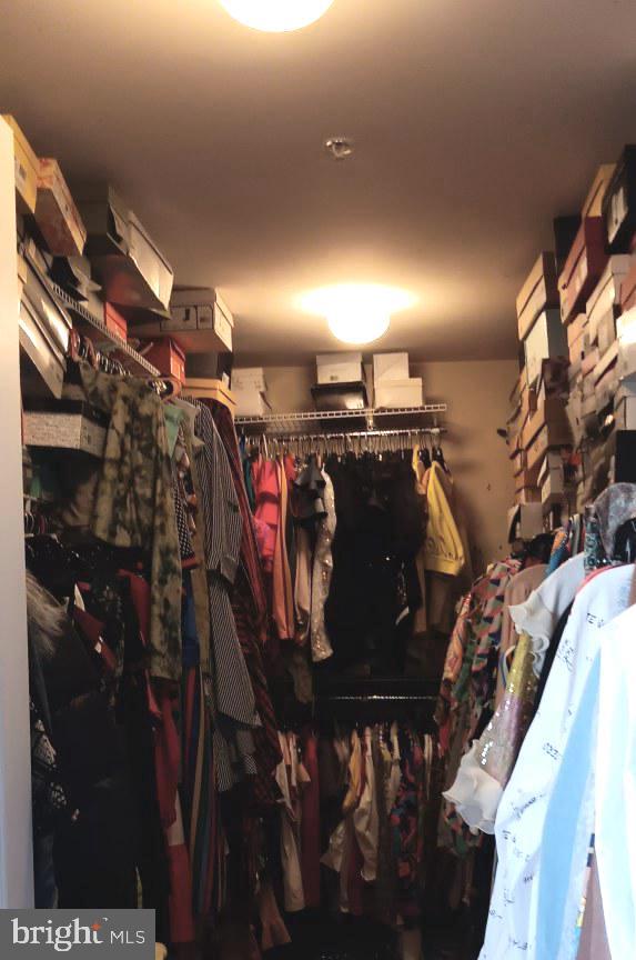 WILLOW CREEK-PLAT 1> - Residential