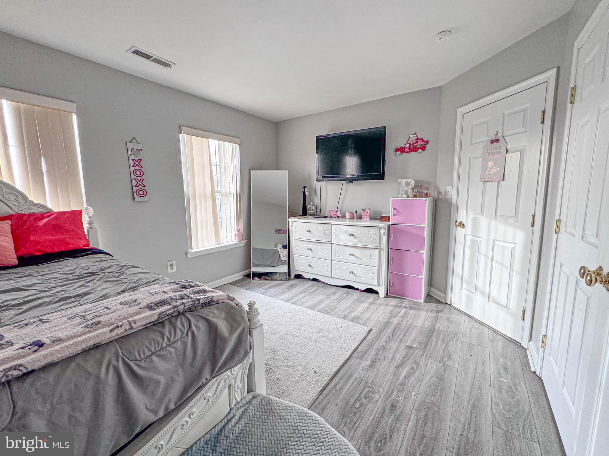 WILLOW CREEK-PLAT 1> - Residential