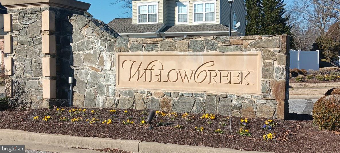 WILLOW CREEK-PLAT 1> - Residential