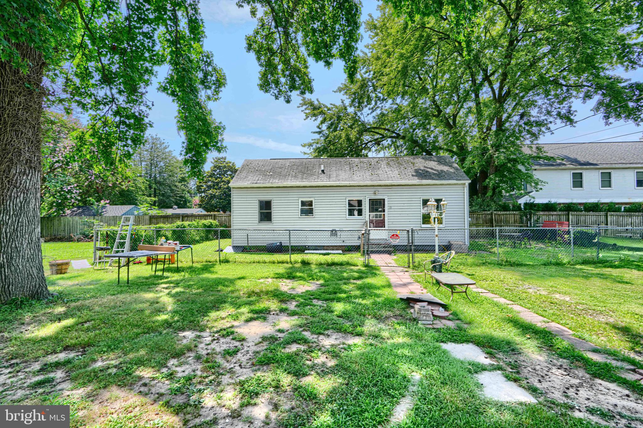1702 WILSON POINT ROAD