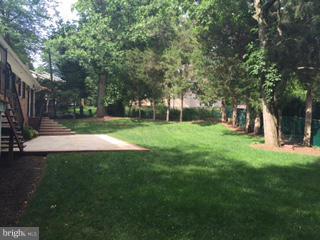 MANORS AT MCNAIR FARMS - Residential Lease