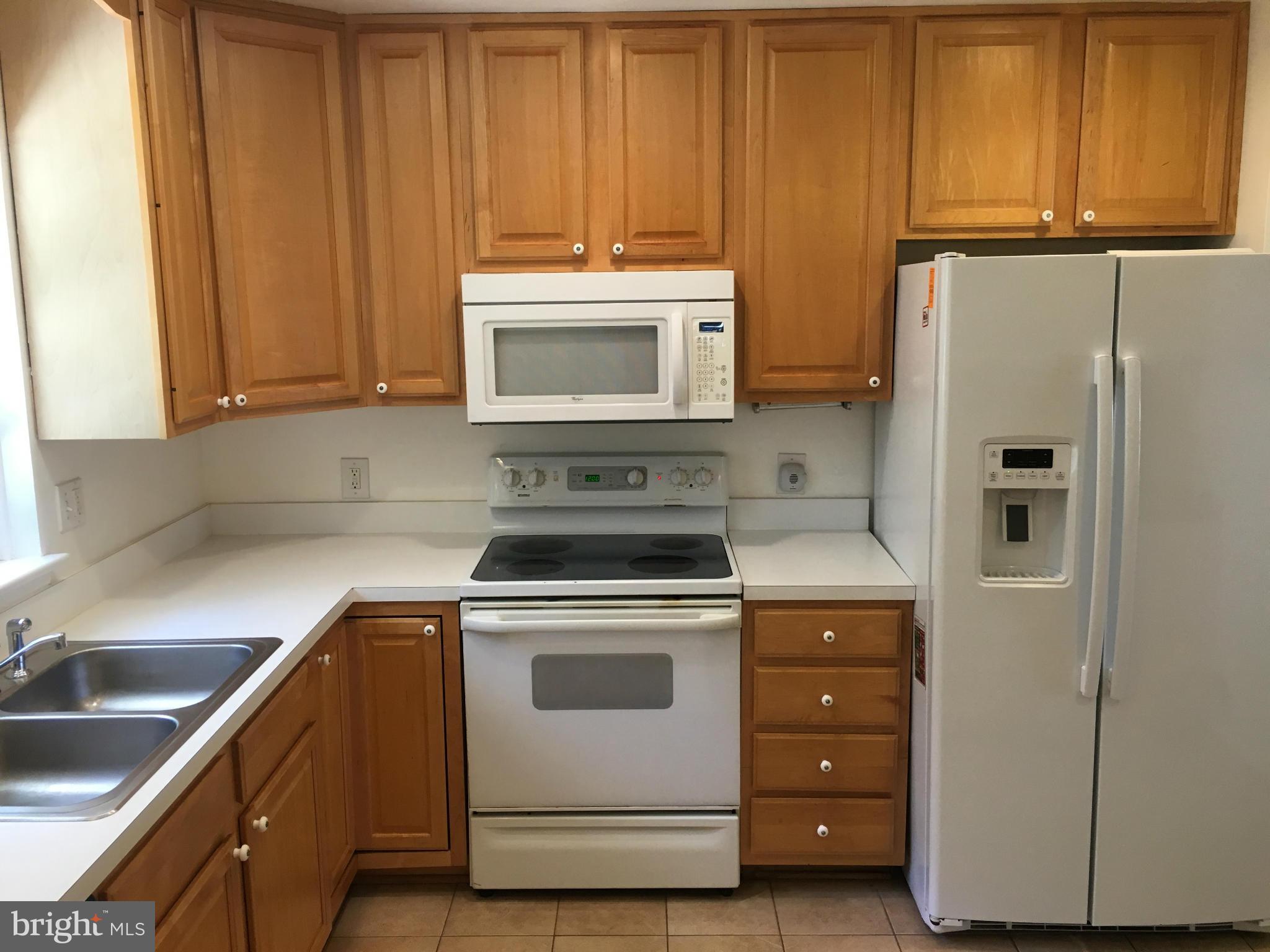 MANORS AT MCNAIR FARMS - Residential Lease