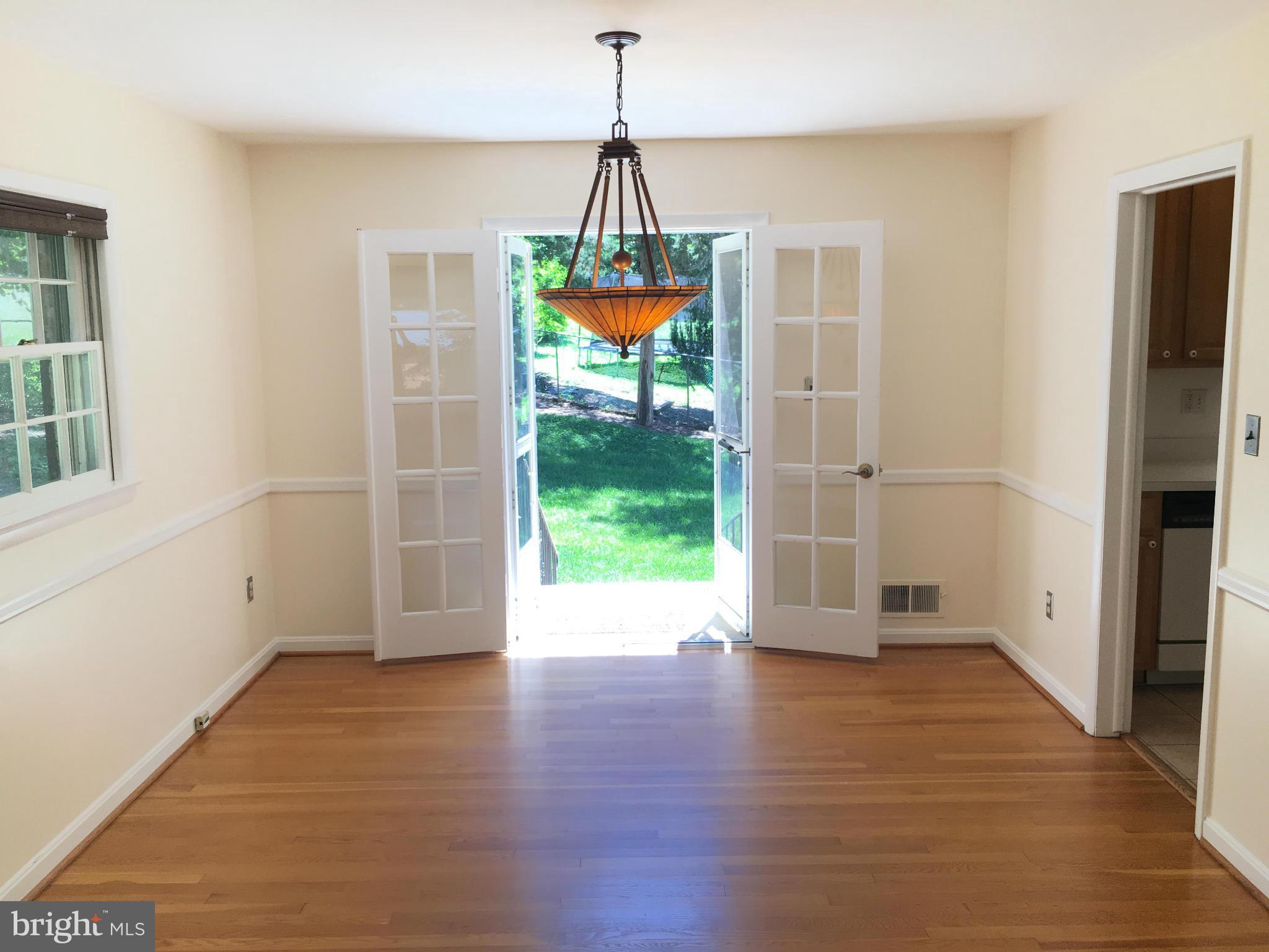 MANORS AT MCNAIR FARMS - Residential Lease