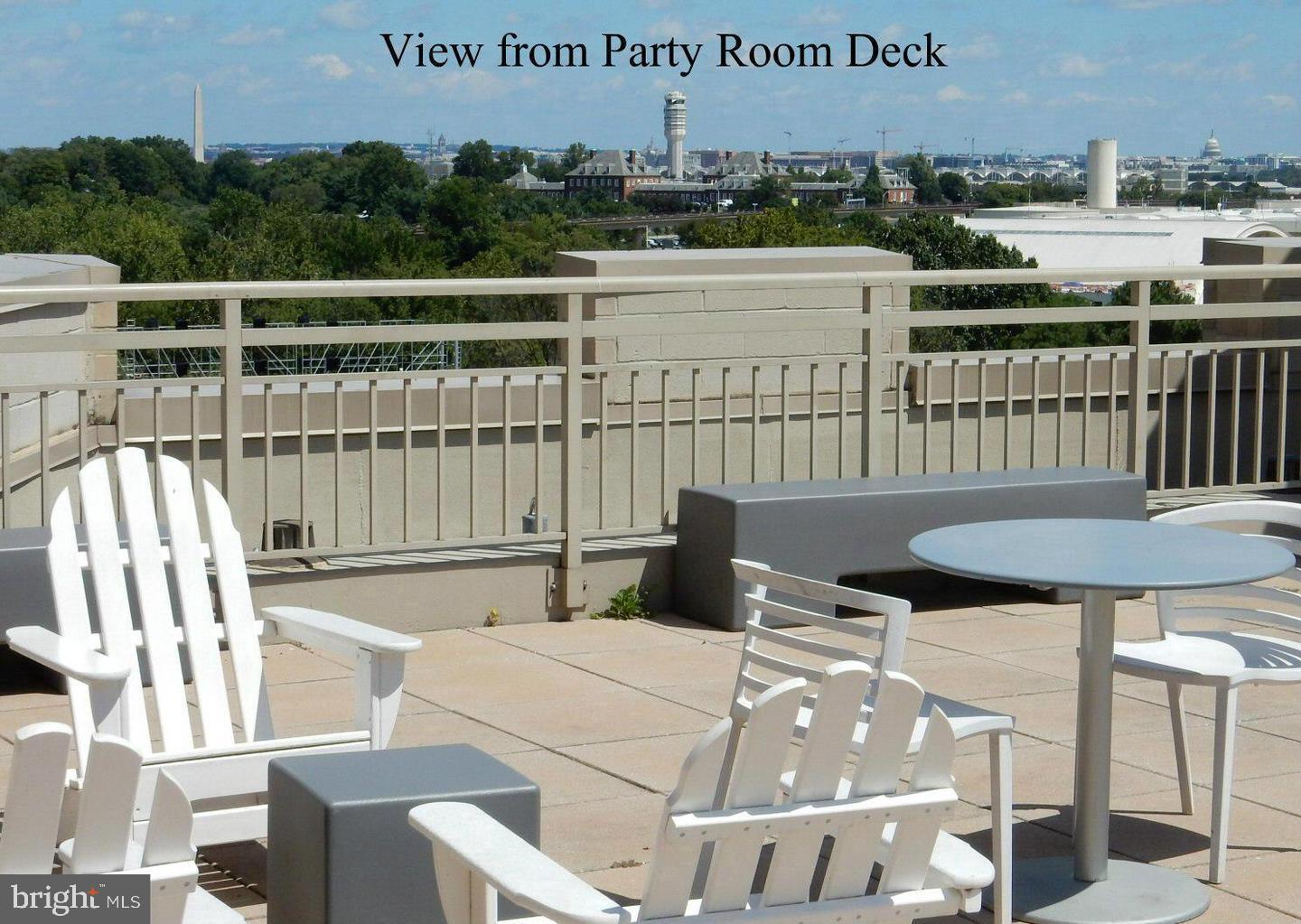 ECLIPSE ON CENTER PARK - Residential