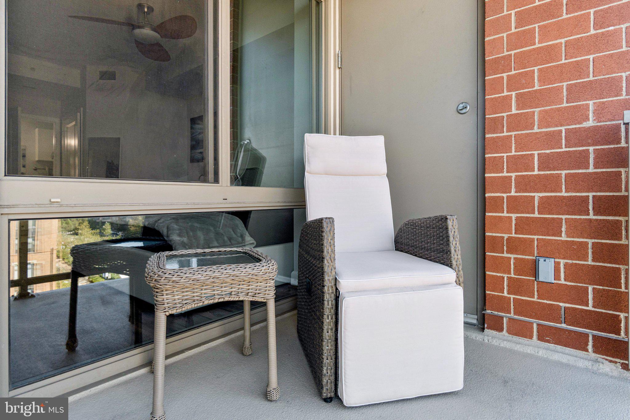 ECLIPSE ON CENTER PARK - Residential