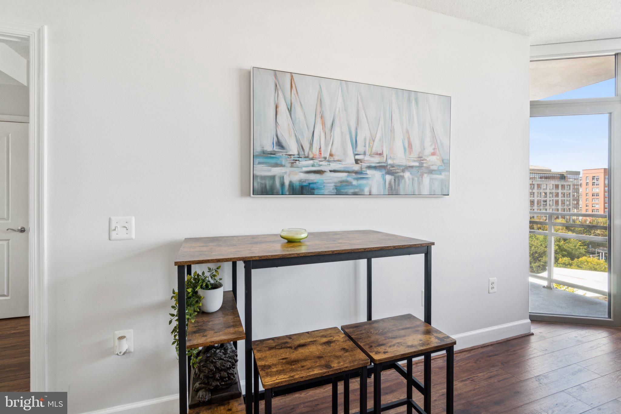 ECLIPSE ON CENTER PARK - Residential