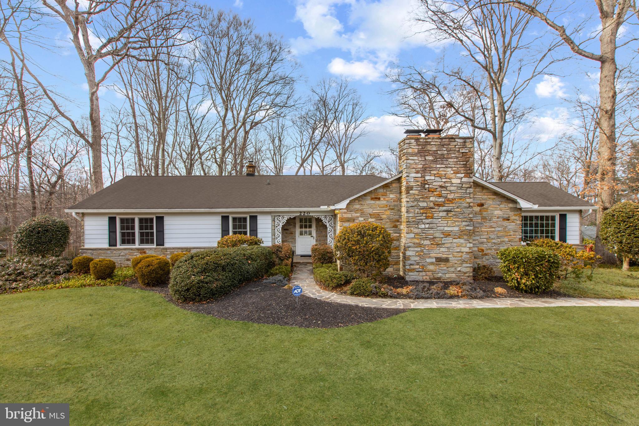 WORTHINGTON HEIGHTS - Residential