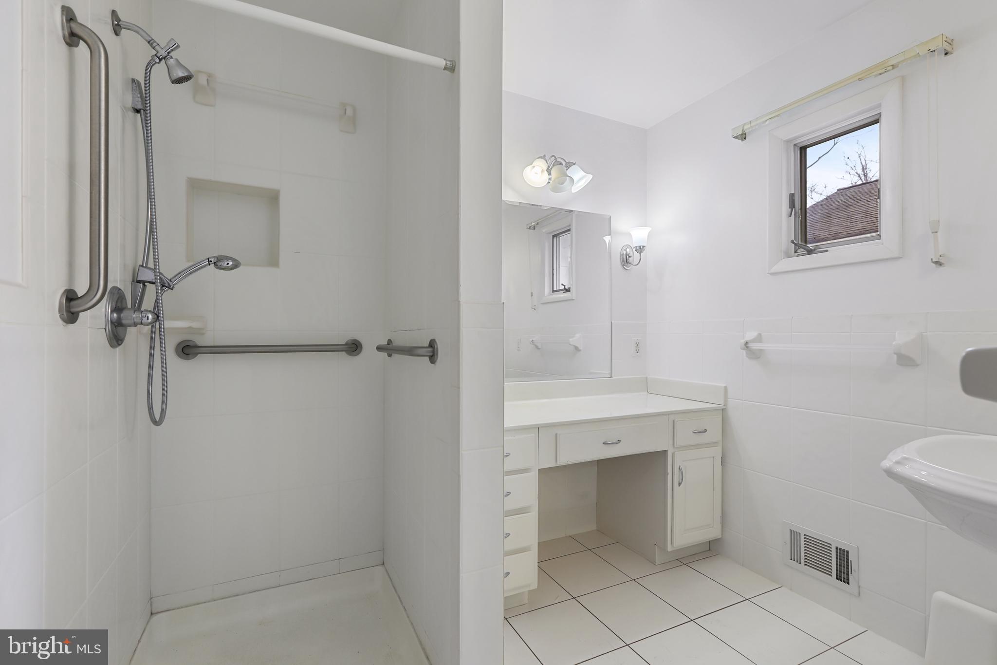 WORTHINGTON HEIGHTS - Residential