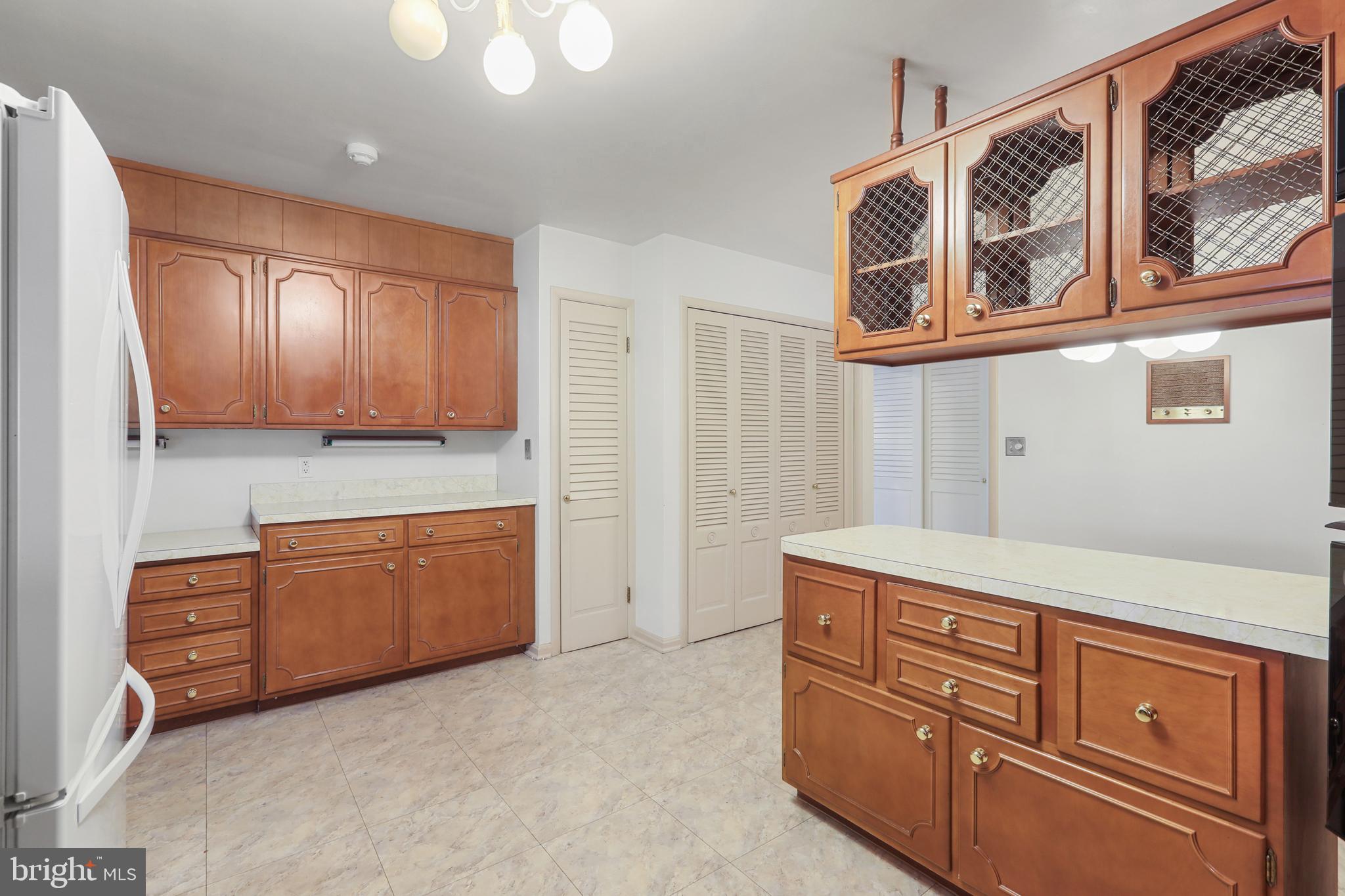 WORTHINGTON HEIGHTS - Residential