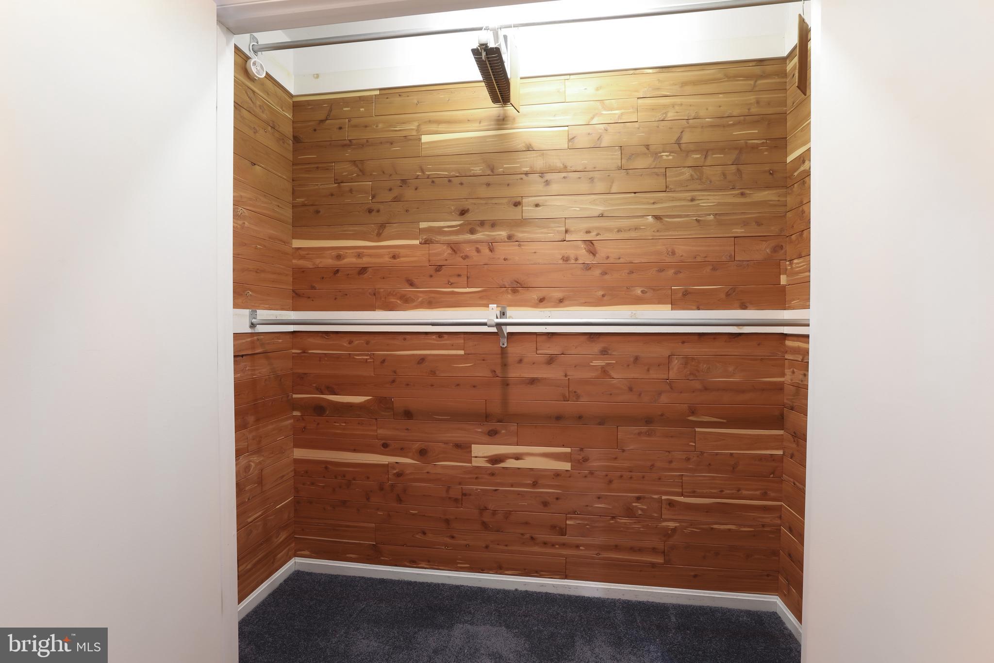 WORTHINGTON HEIGHTS - Residential