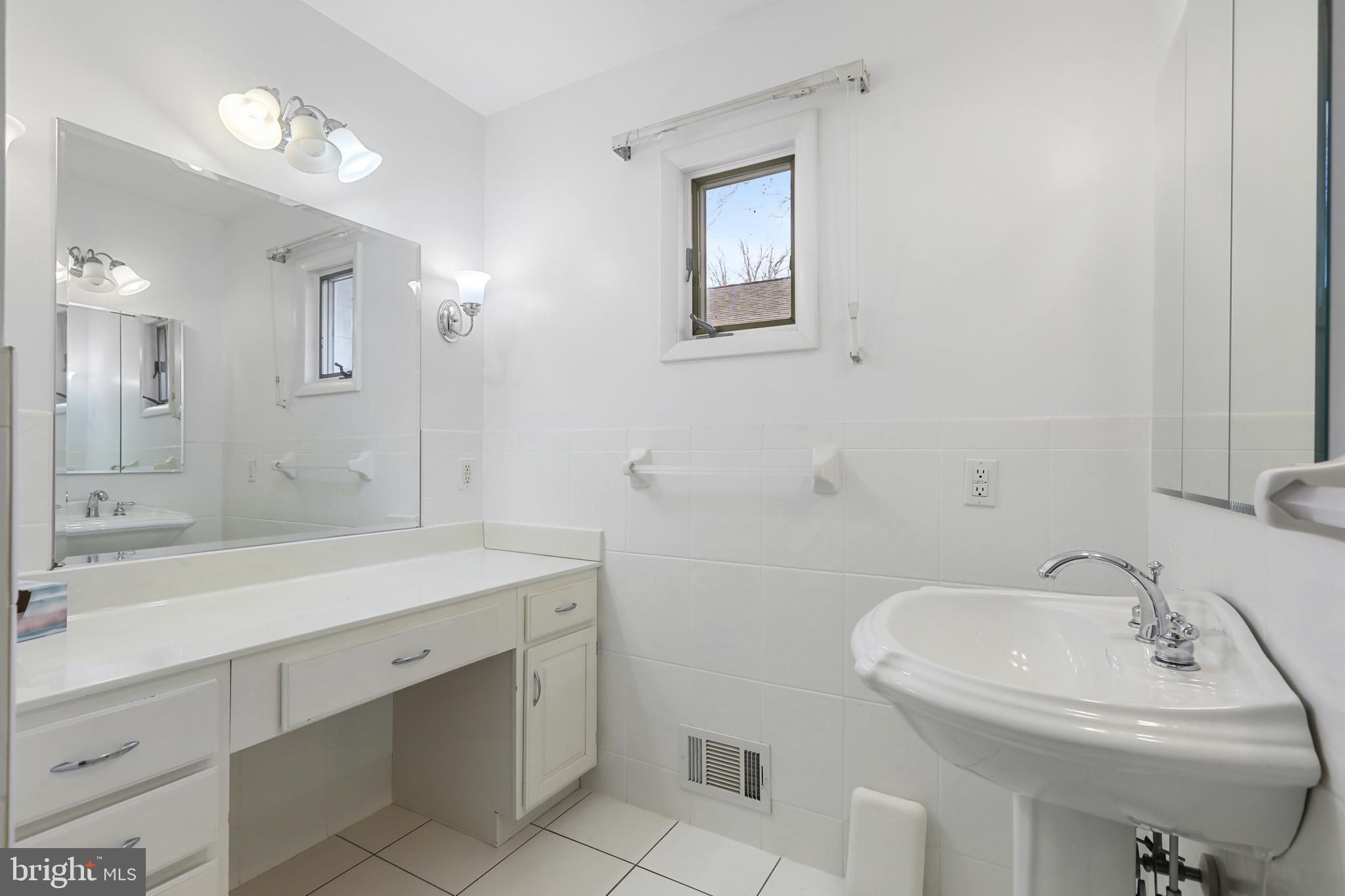 WORTHINGTON HEIGHTS - Residential