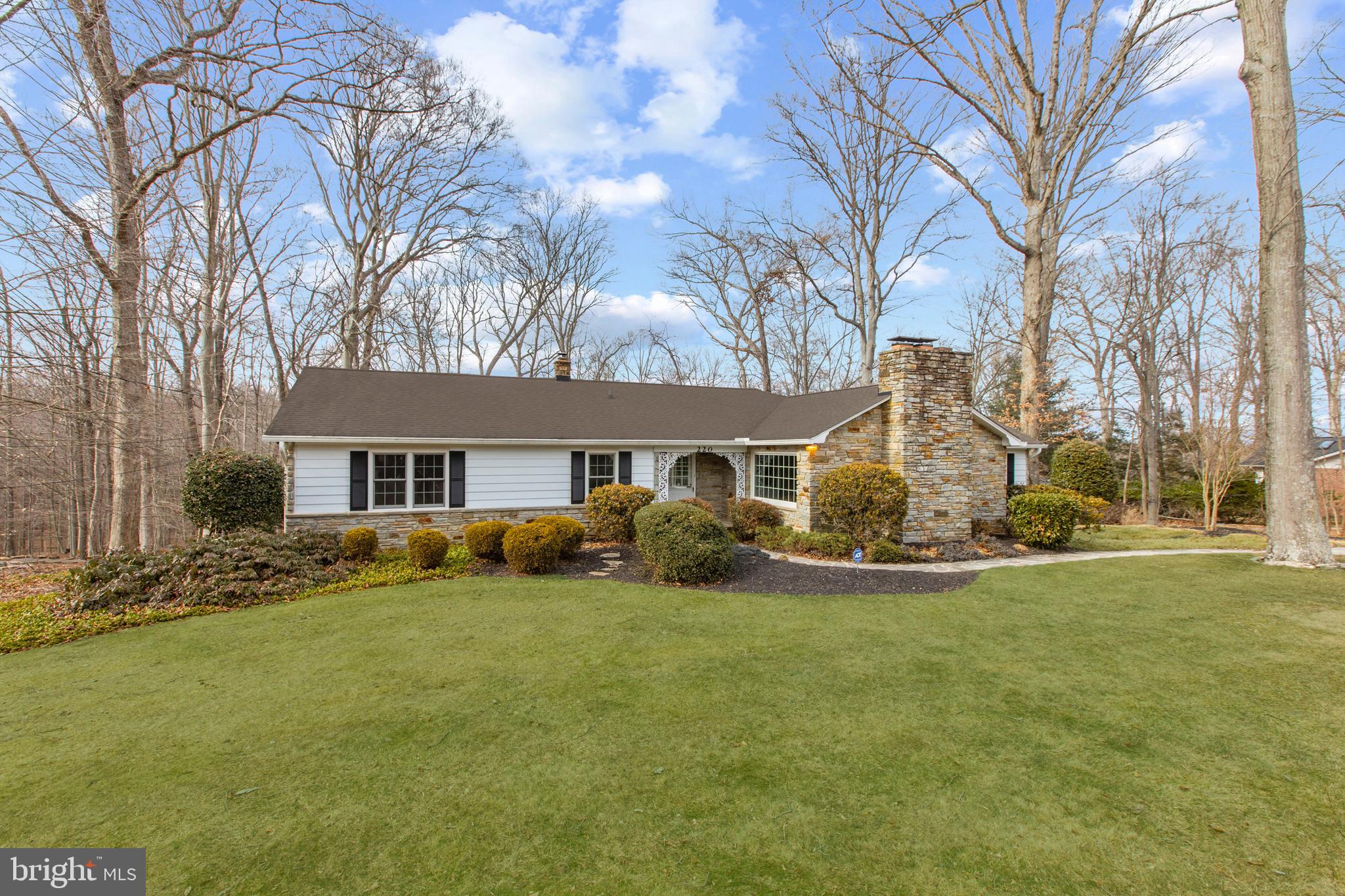 WORTHINGTON HEIGHTS - Residential