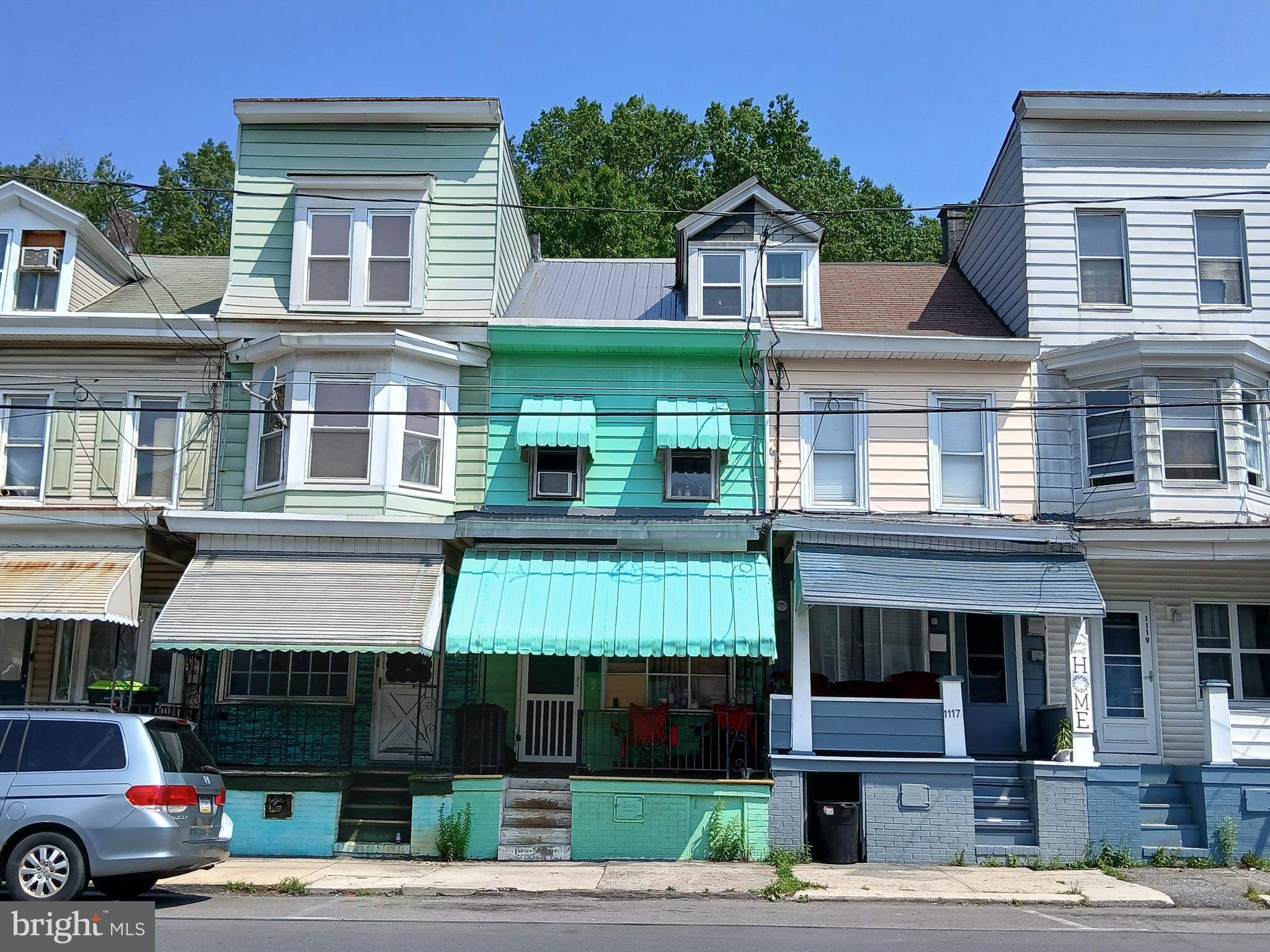 1115 E CENTRE STREET