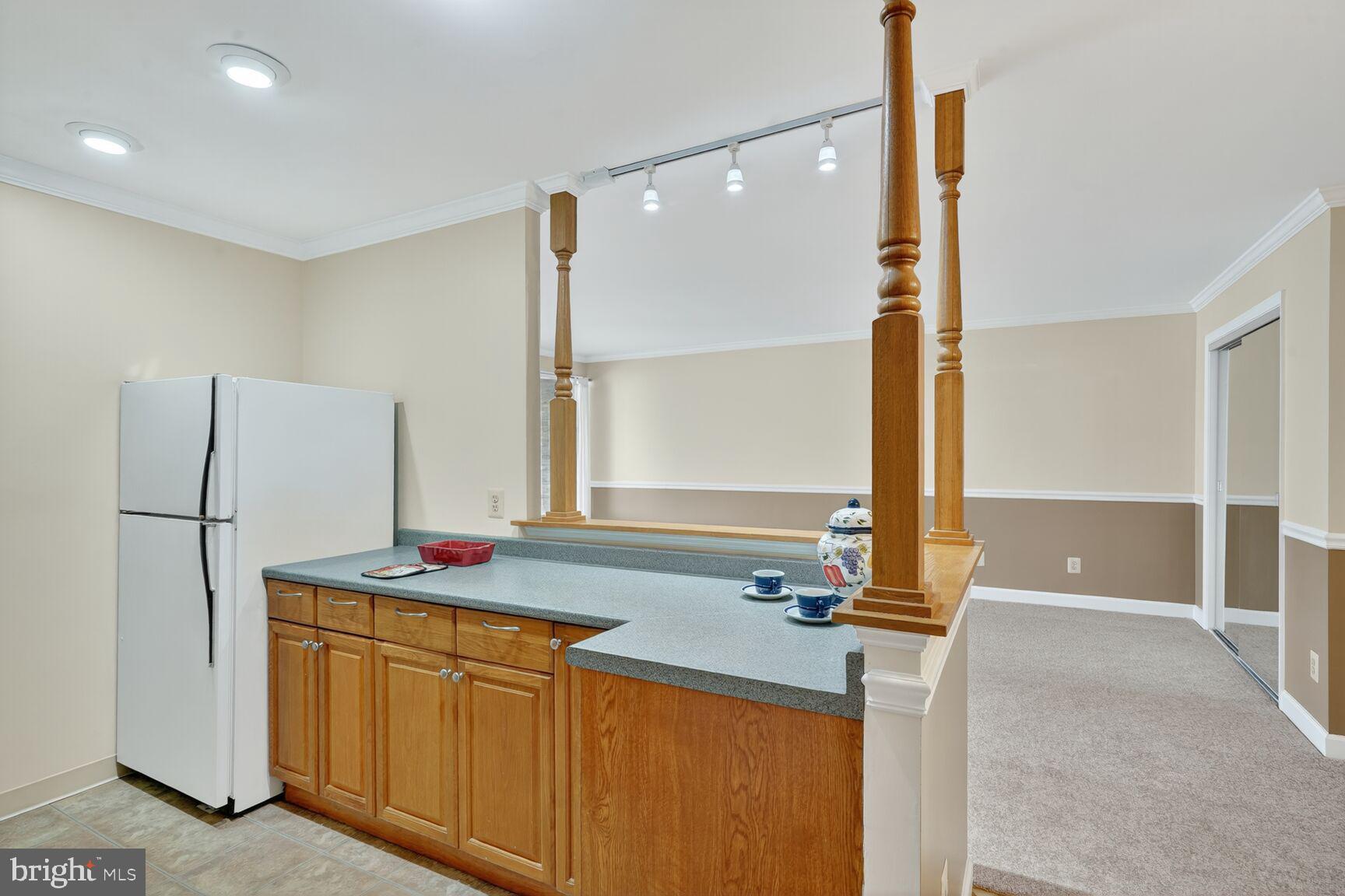 SPRING LAKE - Residential