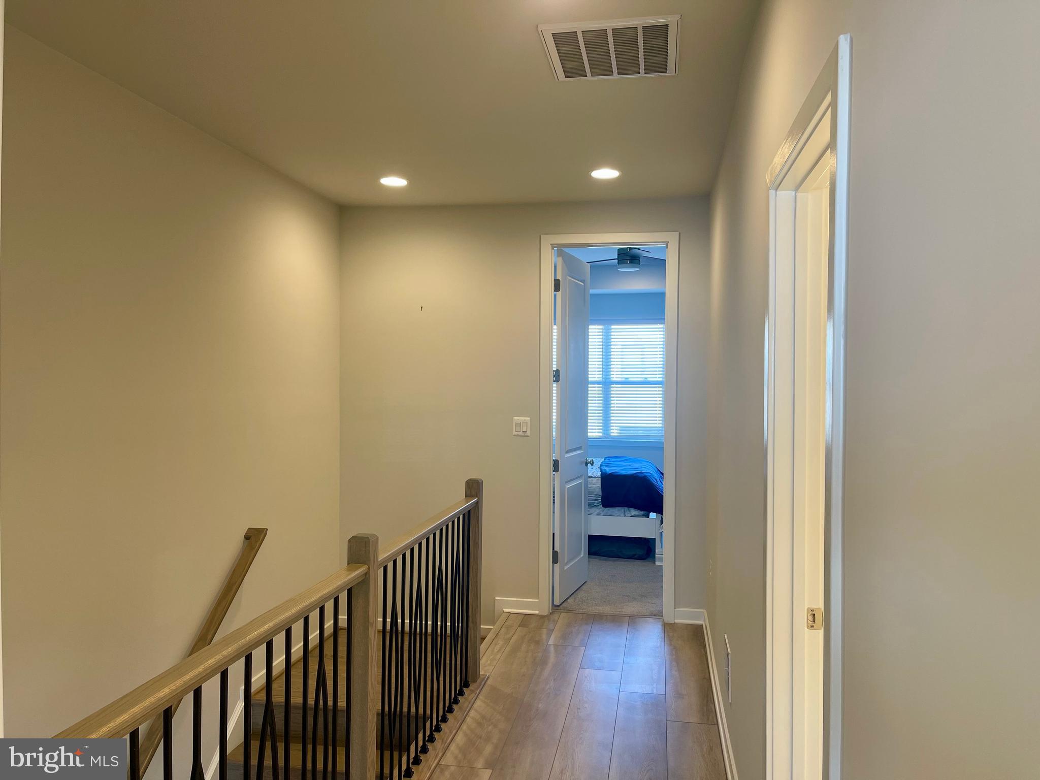 BRAMBLETON TOWN CENTER SOUTH - Residential Lease