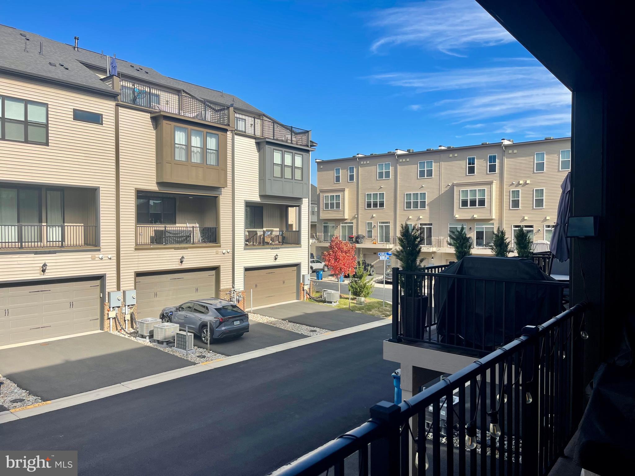 BRAMBLETON TOWN CENTER SOUTH - Residential Lease