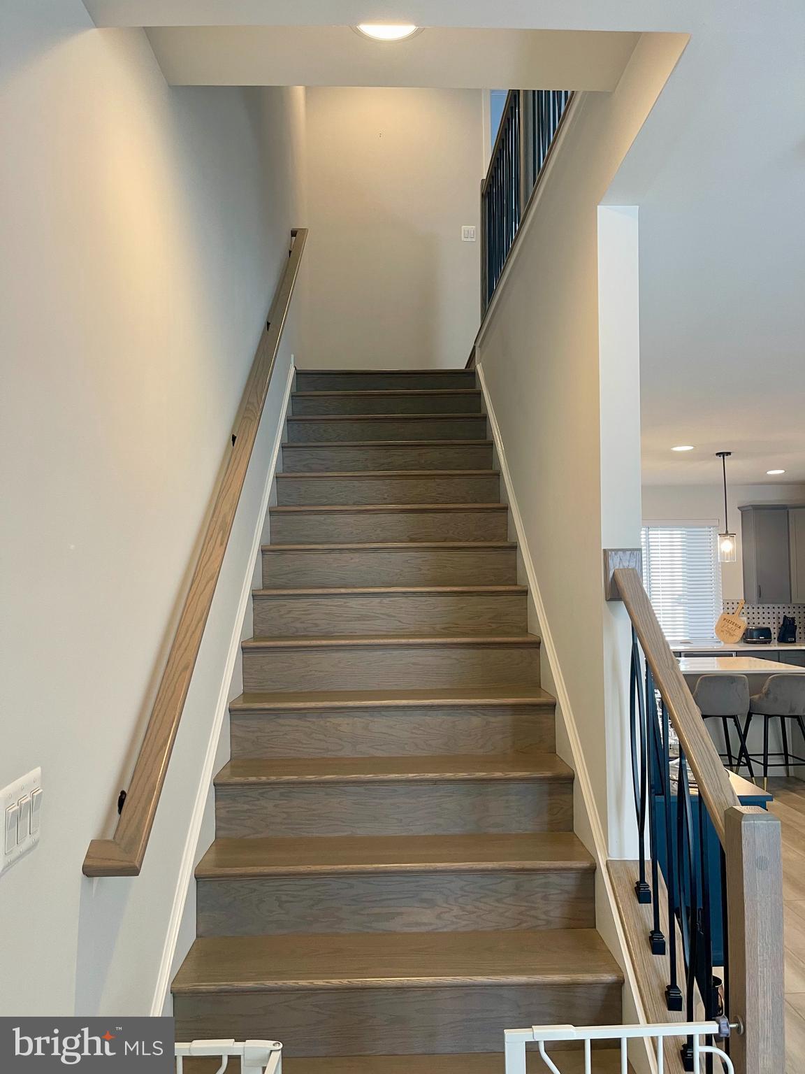 BRAMBLETON TOWN CENTER SOUTH - Residential Lease