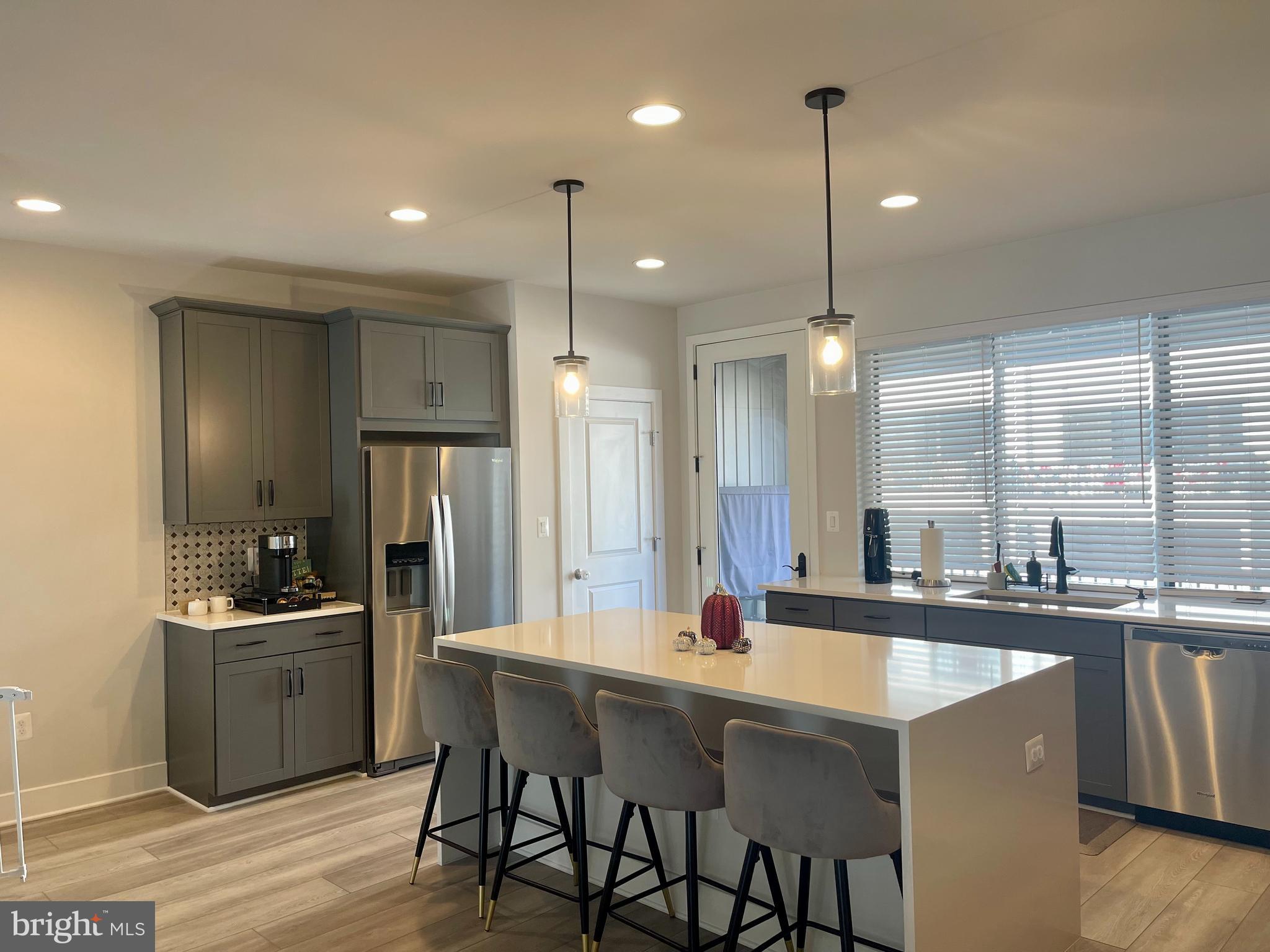 BRAMBLETON TOWN CENTER SOUTH - Residential Lease