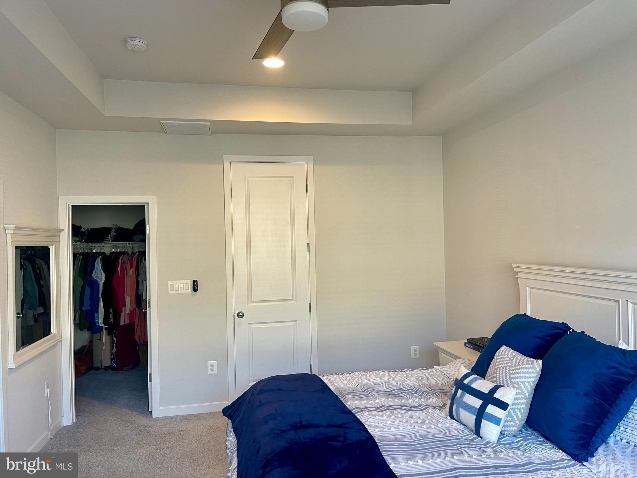 BRAMBLETON TOWN CENTER SOUTH - Residential Lease