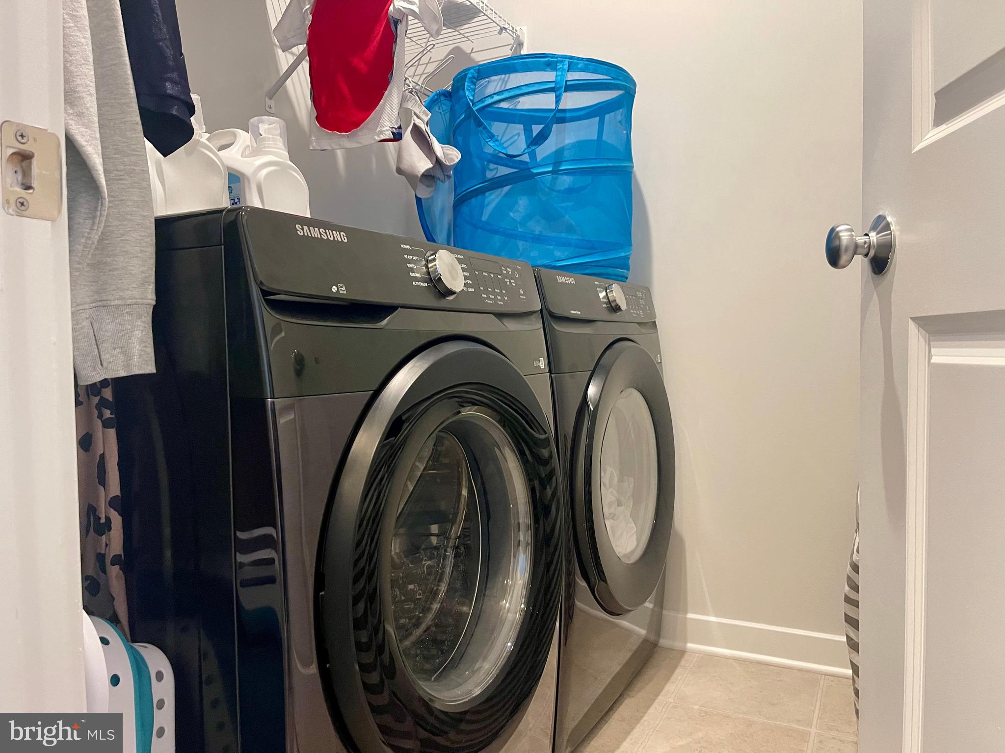 BRAMBLETON TOWN CENTER SOUTH - Residential Lease