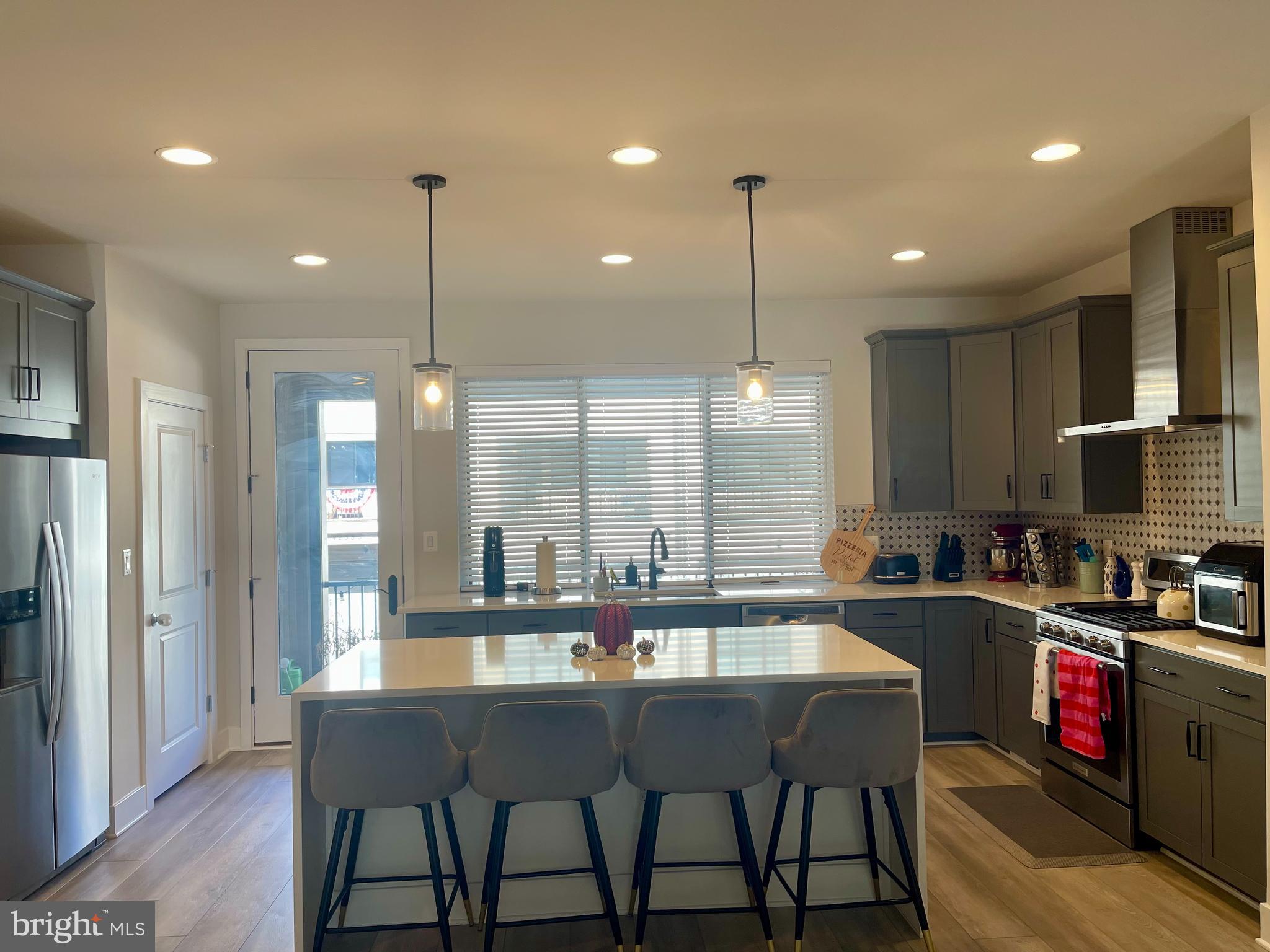 BRAMBLETON TOWN CENTER SOUTH - Residential Lease