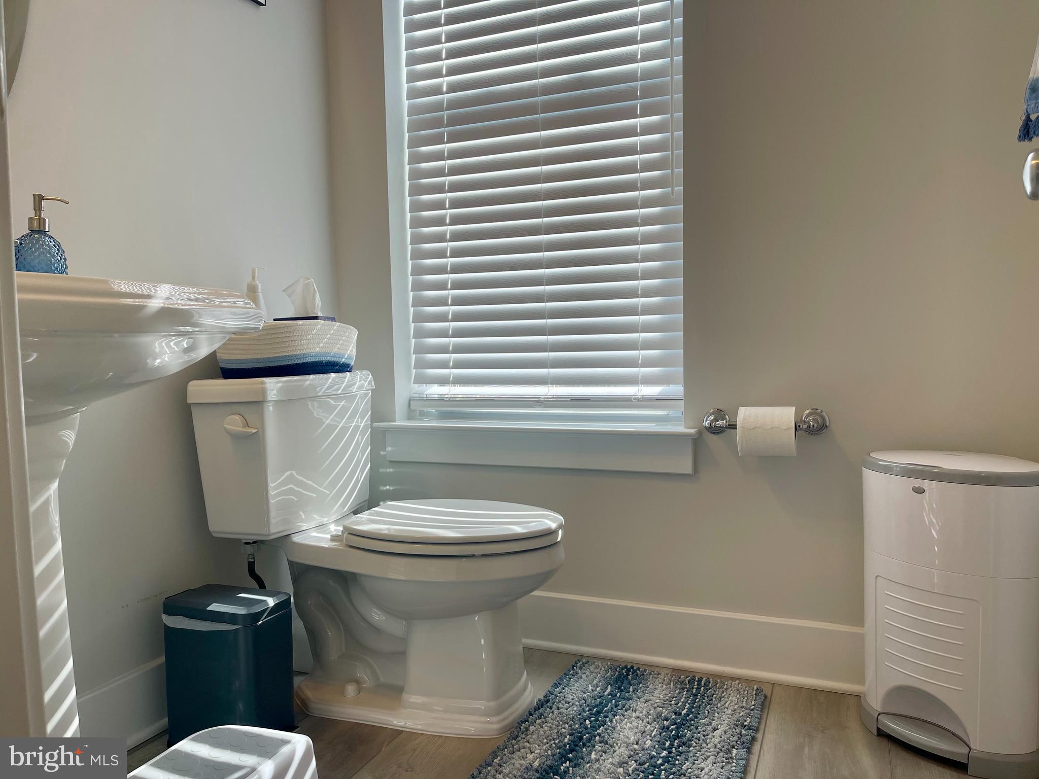 BRAMBLETON TOWN CENTER SOUTH - Residential Lease