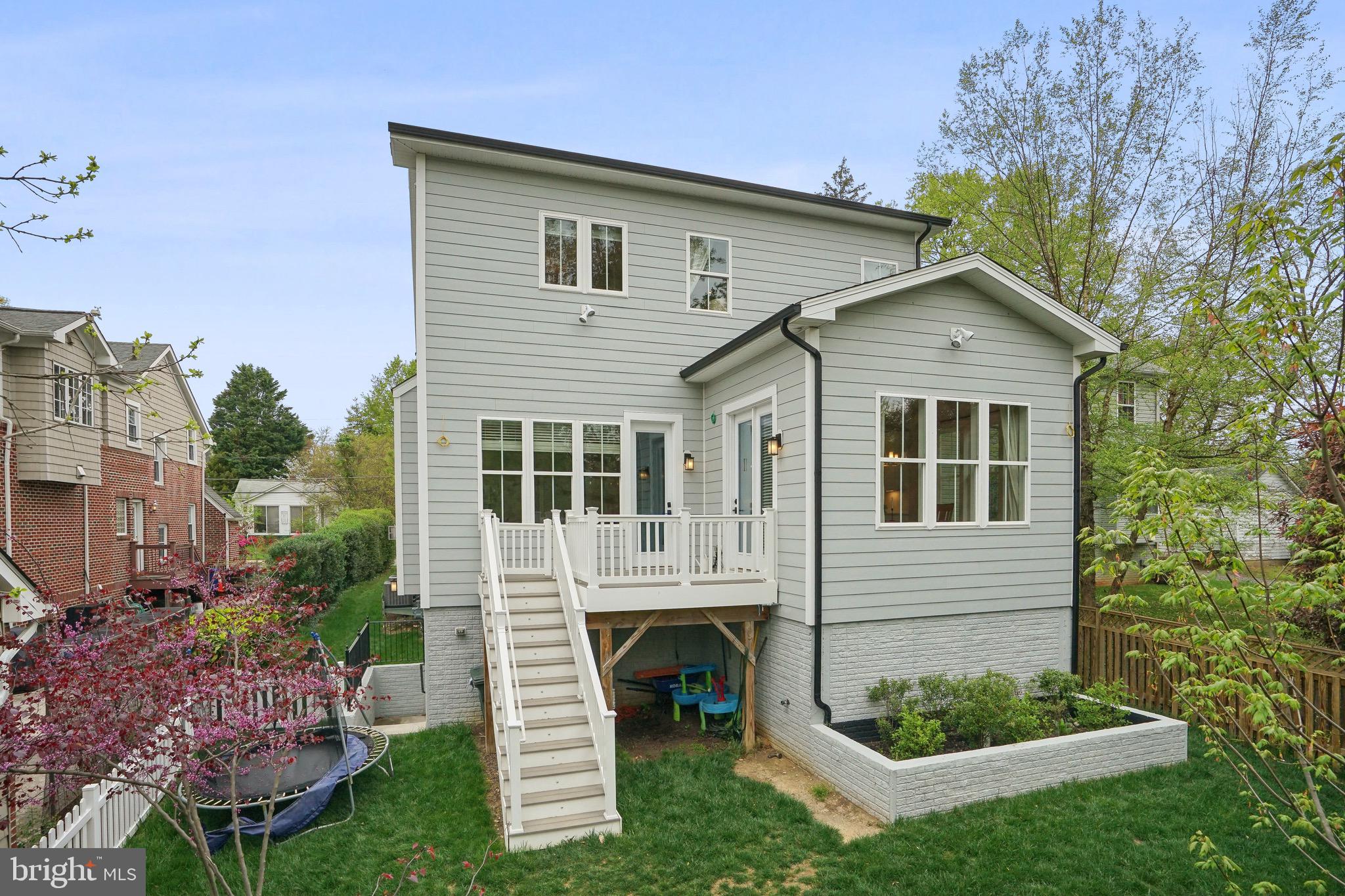 LYON PARK - Residential