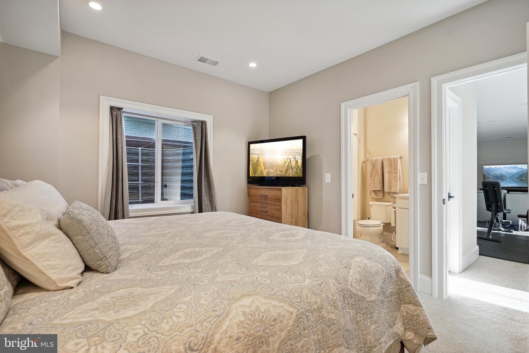 LYON PARK - Residential