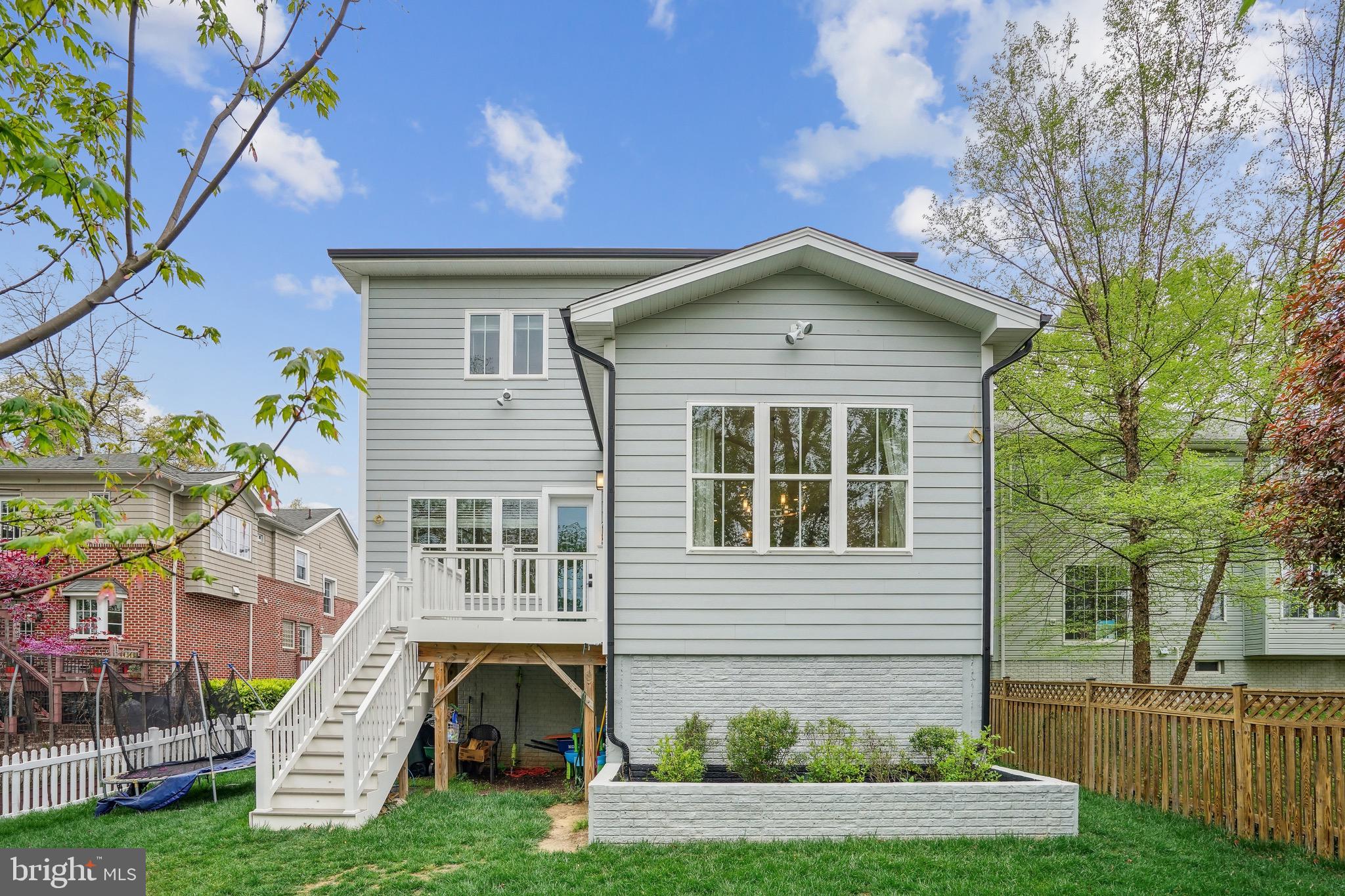 LYON PARK - Residential