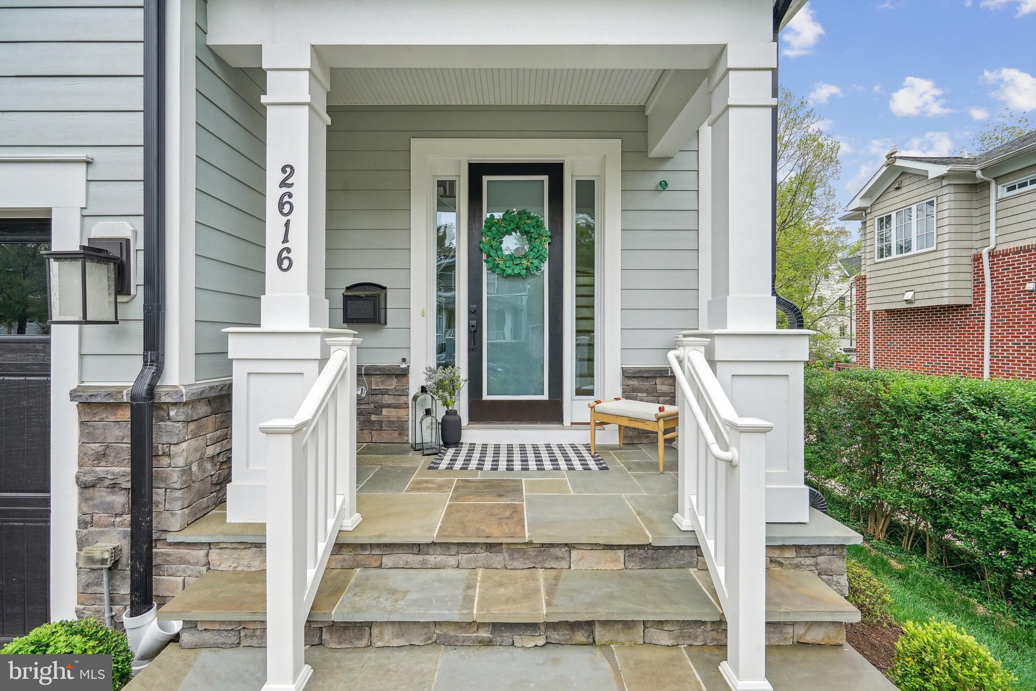 LYON PARK - Residential