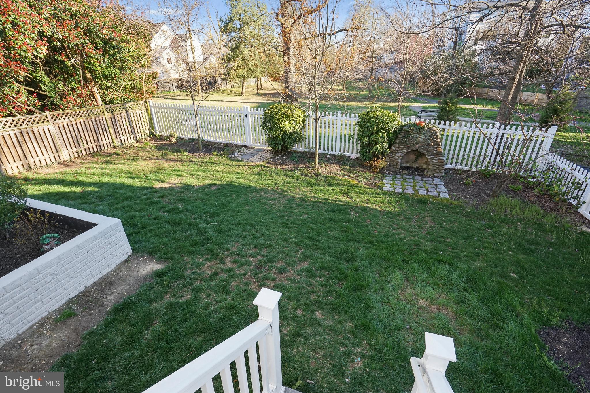 LYON PARK - Residential