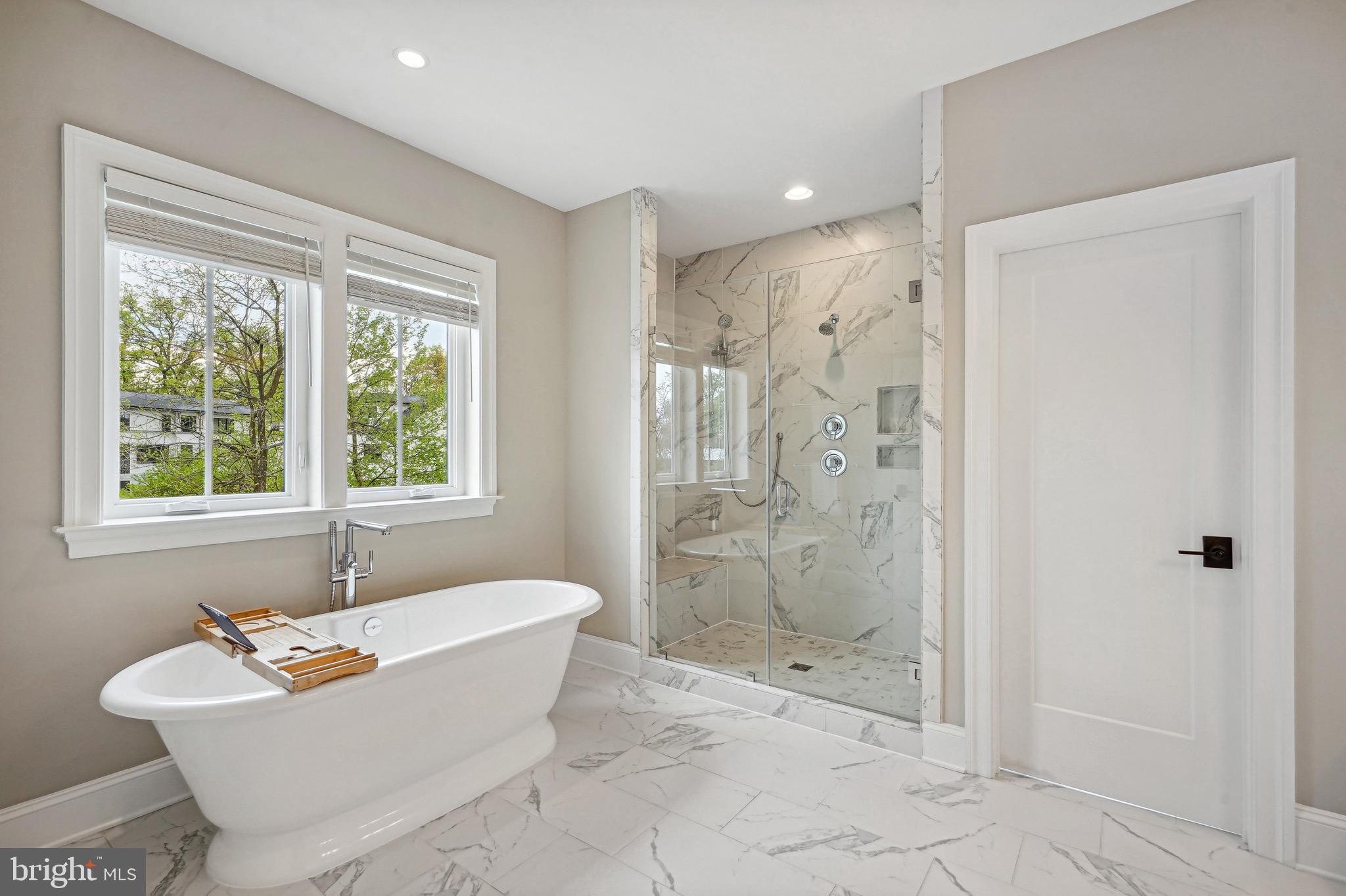 LYON PARK - Residential