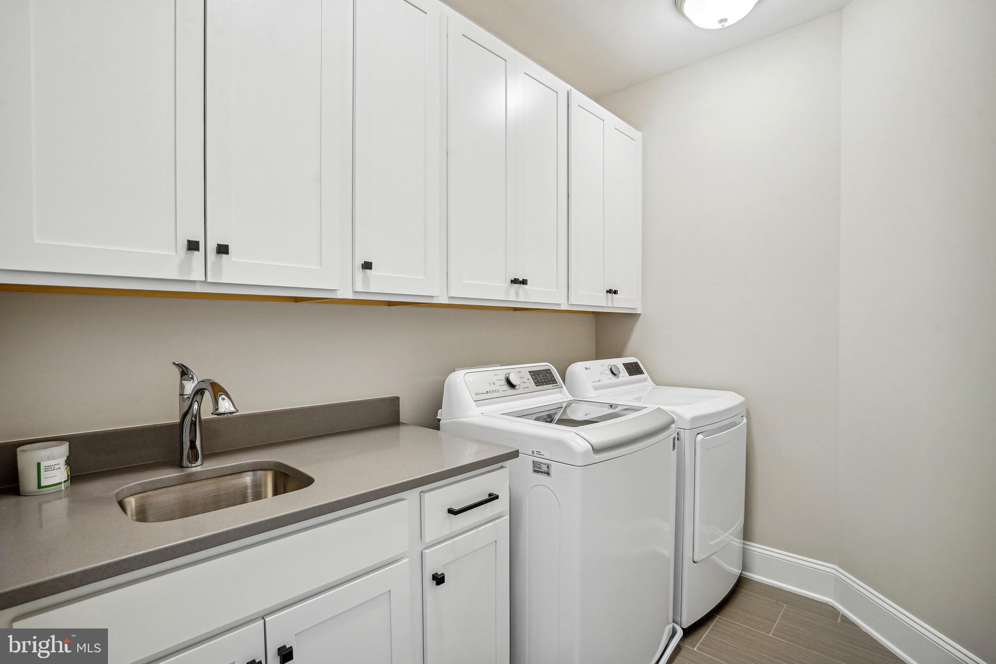 LYON PARK - Residential