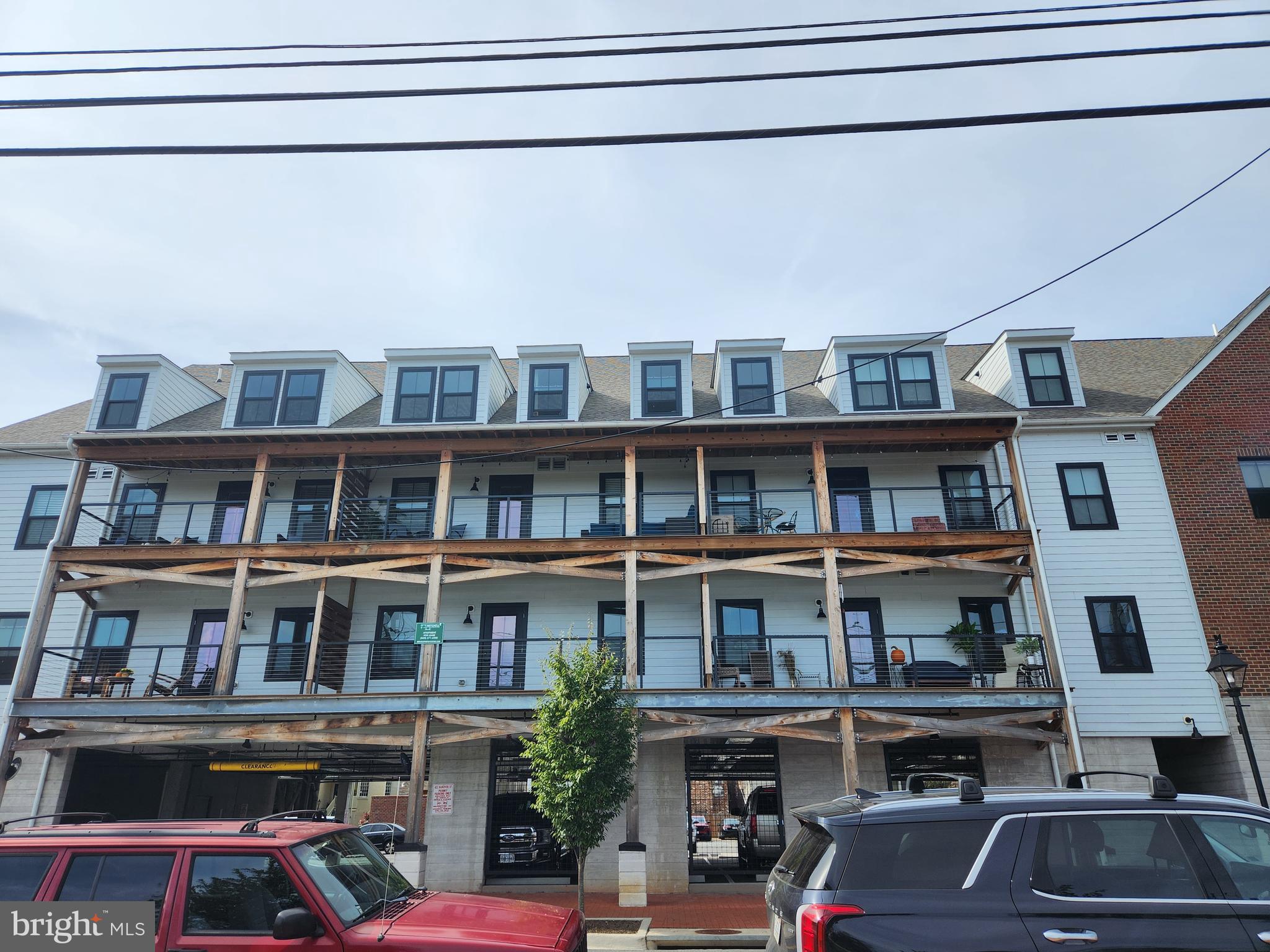 DOWNTOWN FREDERICKSBURG - Residential Lease
