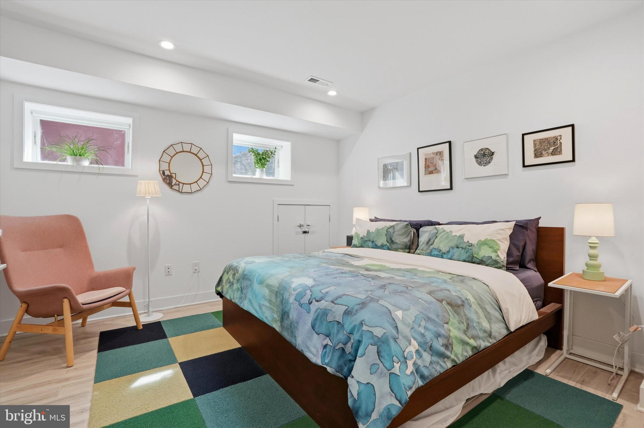 GRADUATE HOSPITAL - Residential