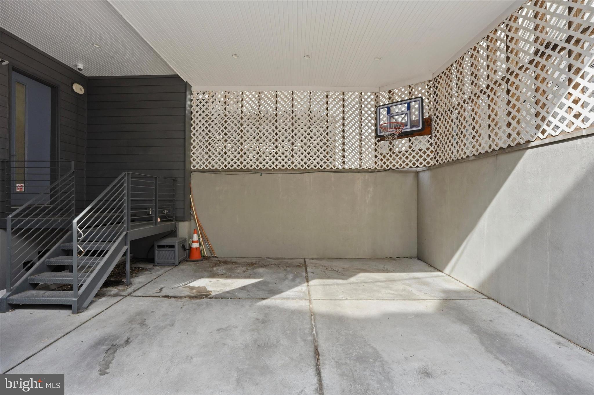 GRADUATE HOSPITAL - Residential