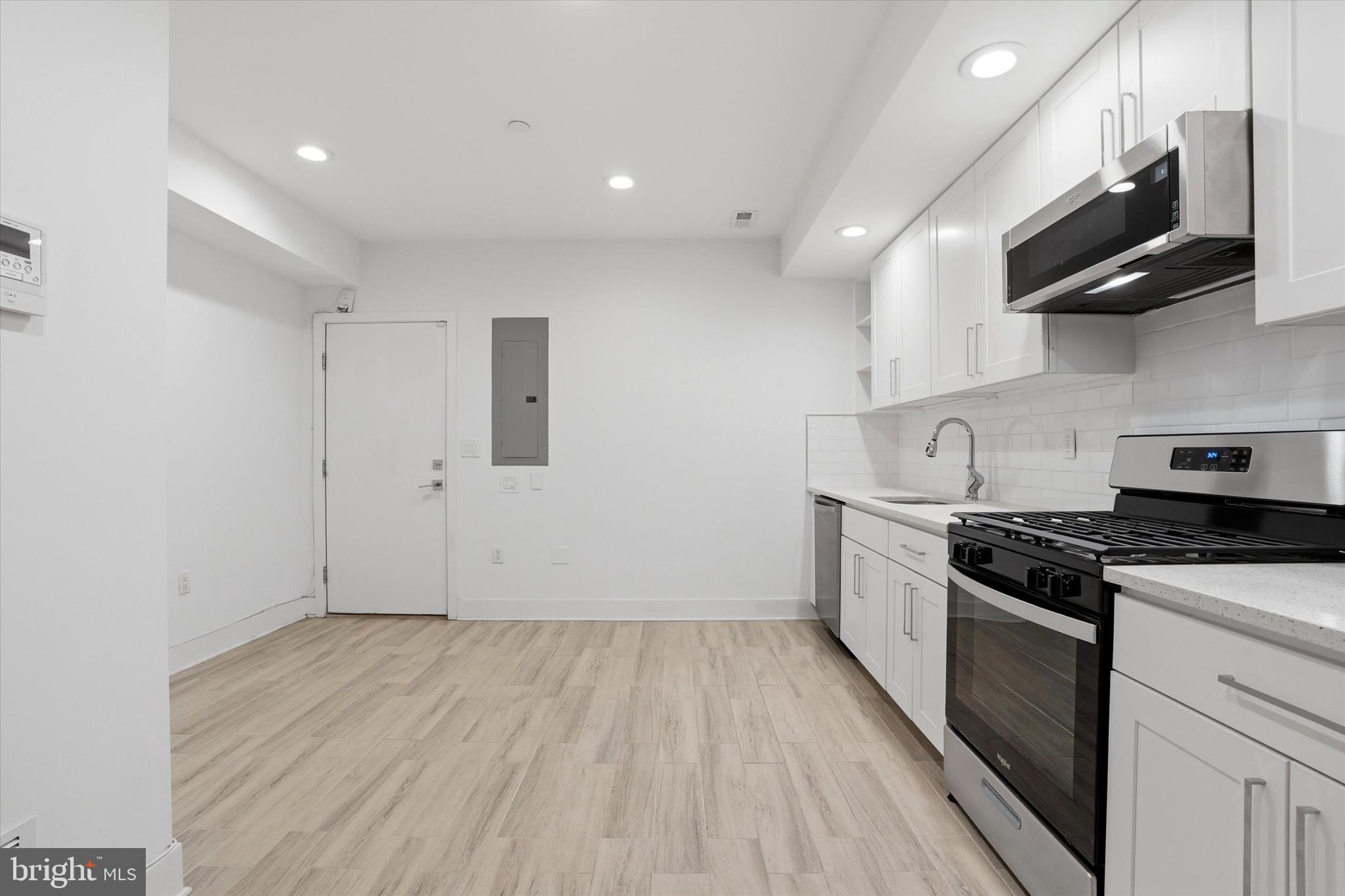 GRADUATE HOSPITAL - Residential