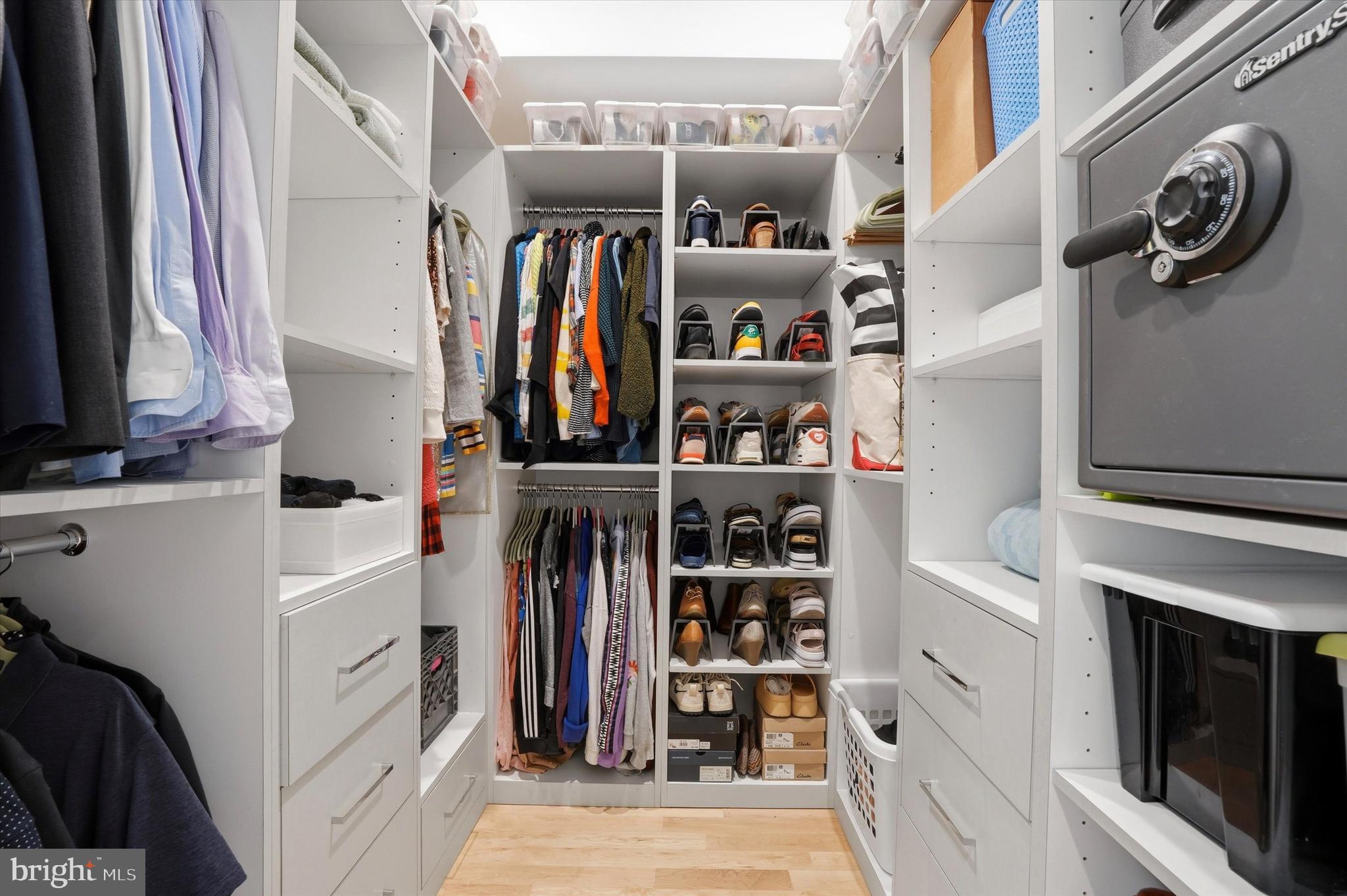 GRADUATE HOSPITAL - Residential