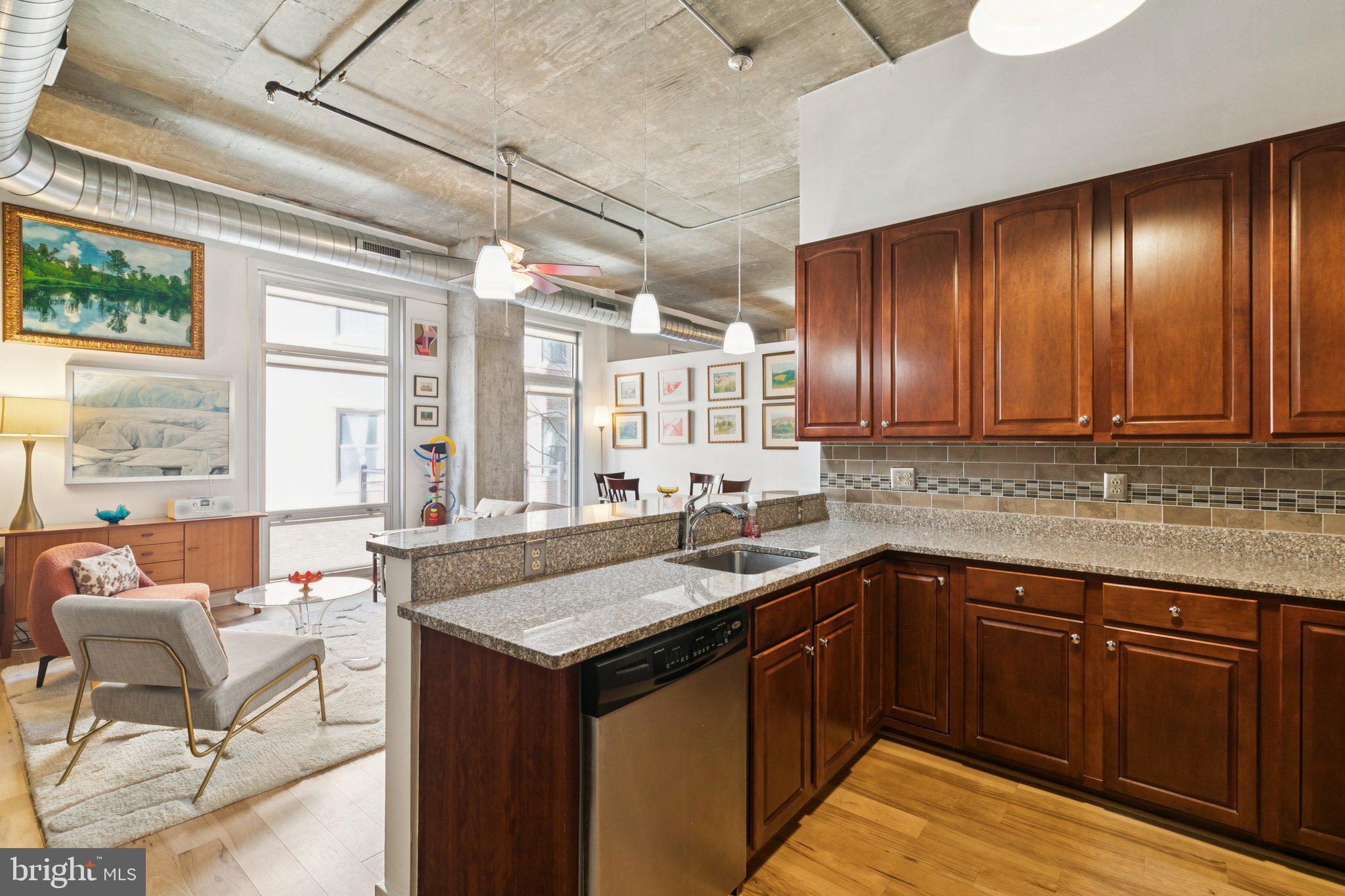 OLD CITY - Residential