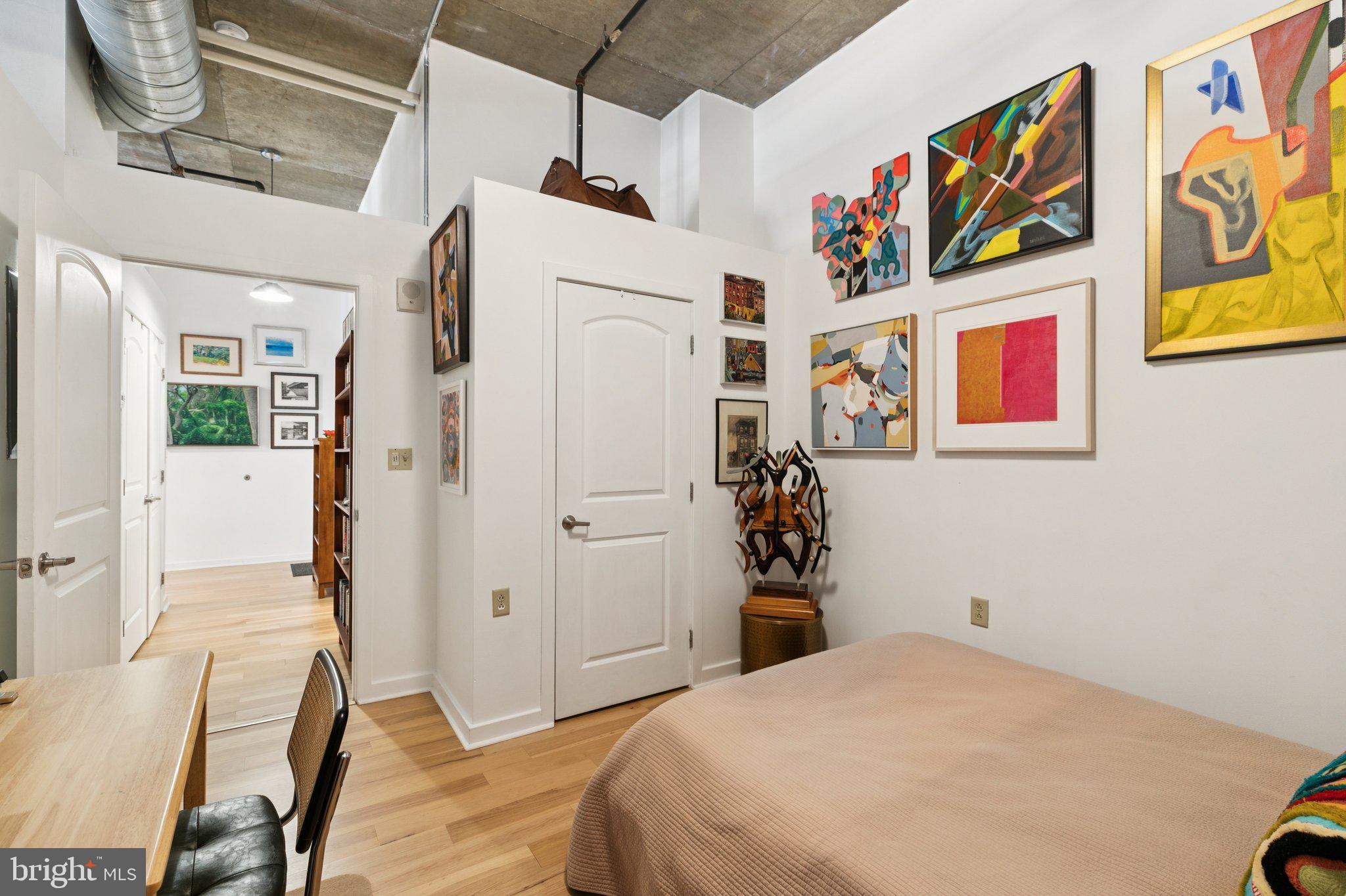 OLD CITY - Residential