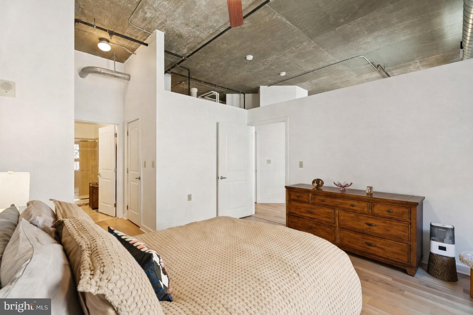 OLD CITY - Residential