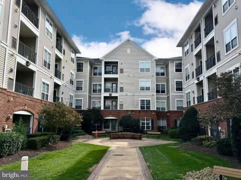 Photo of 4860 Eisenhower Avenue #497, ALEXANDRIA, VA 22304 (MLS # VAAX2067944)