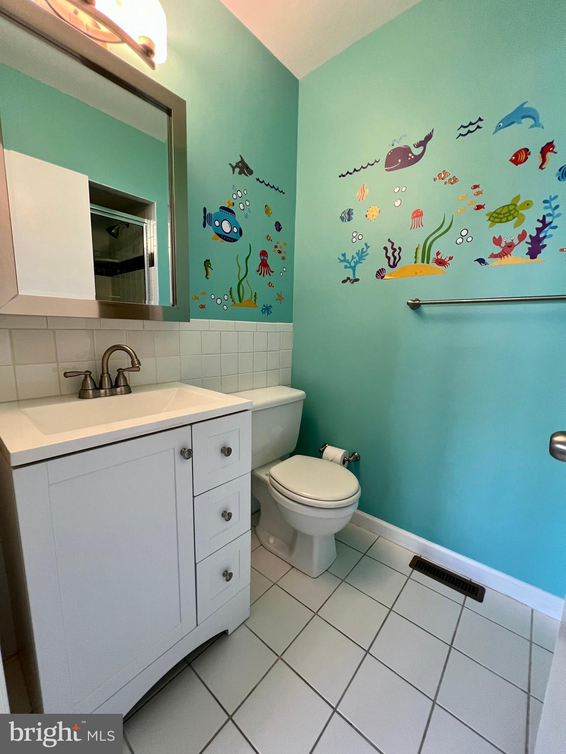 SOCIETY HILL - Residential Lease