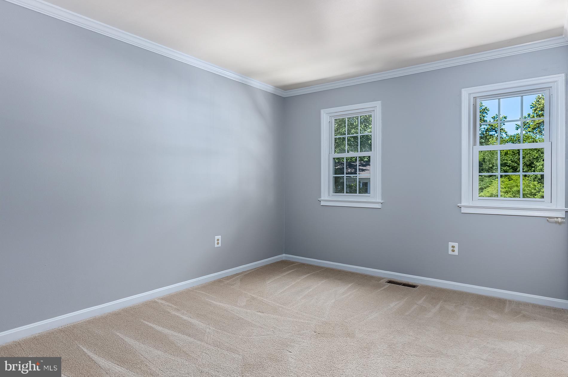 SOLTAS MANOR - Residential