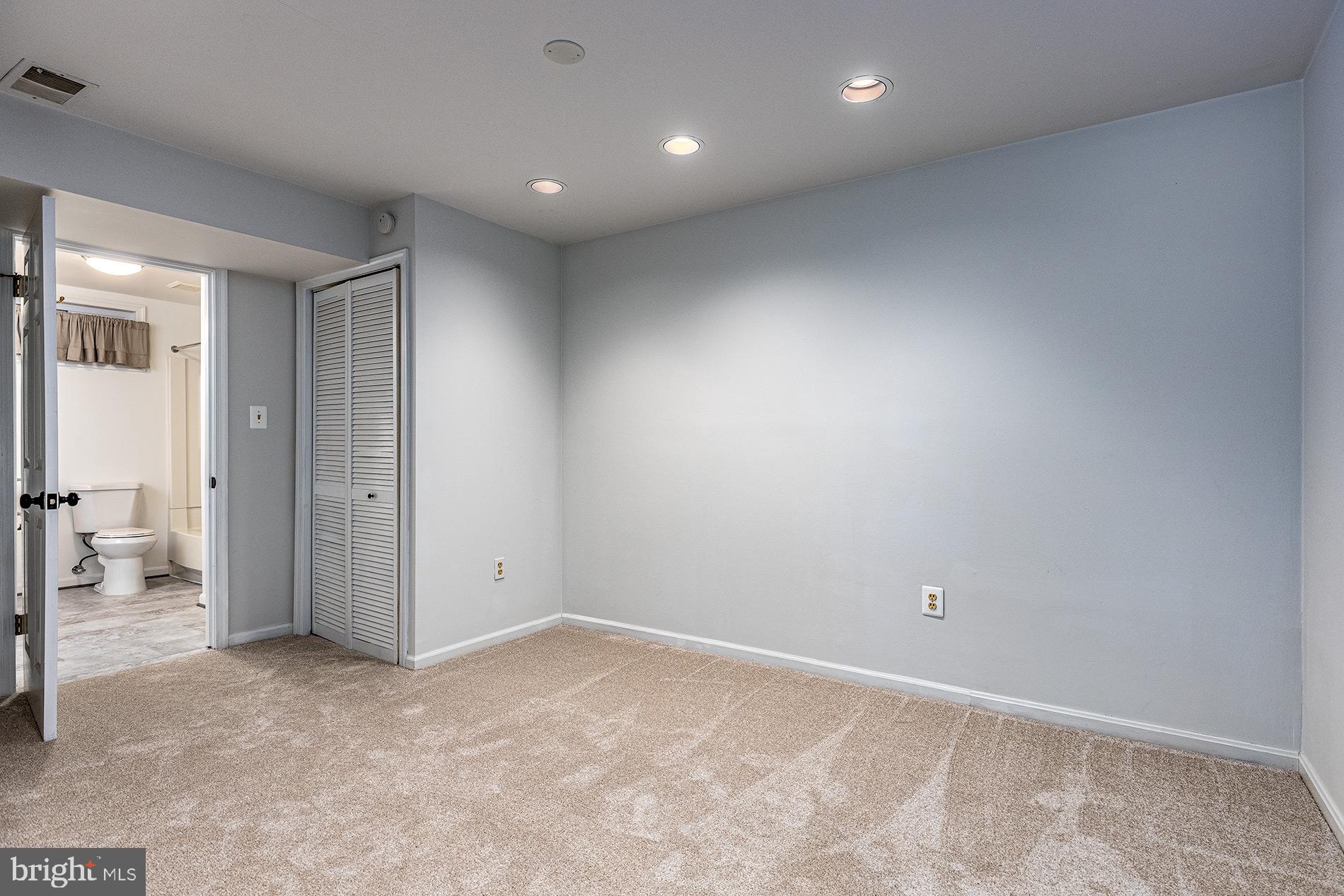 SOLTAS MANOR - Residential