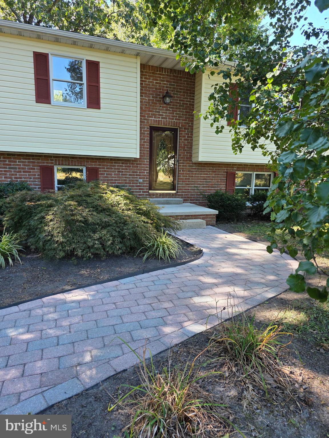 279 LONGSTREET DRIVE