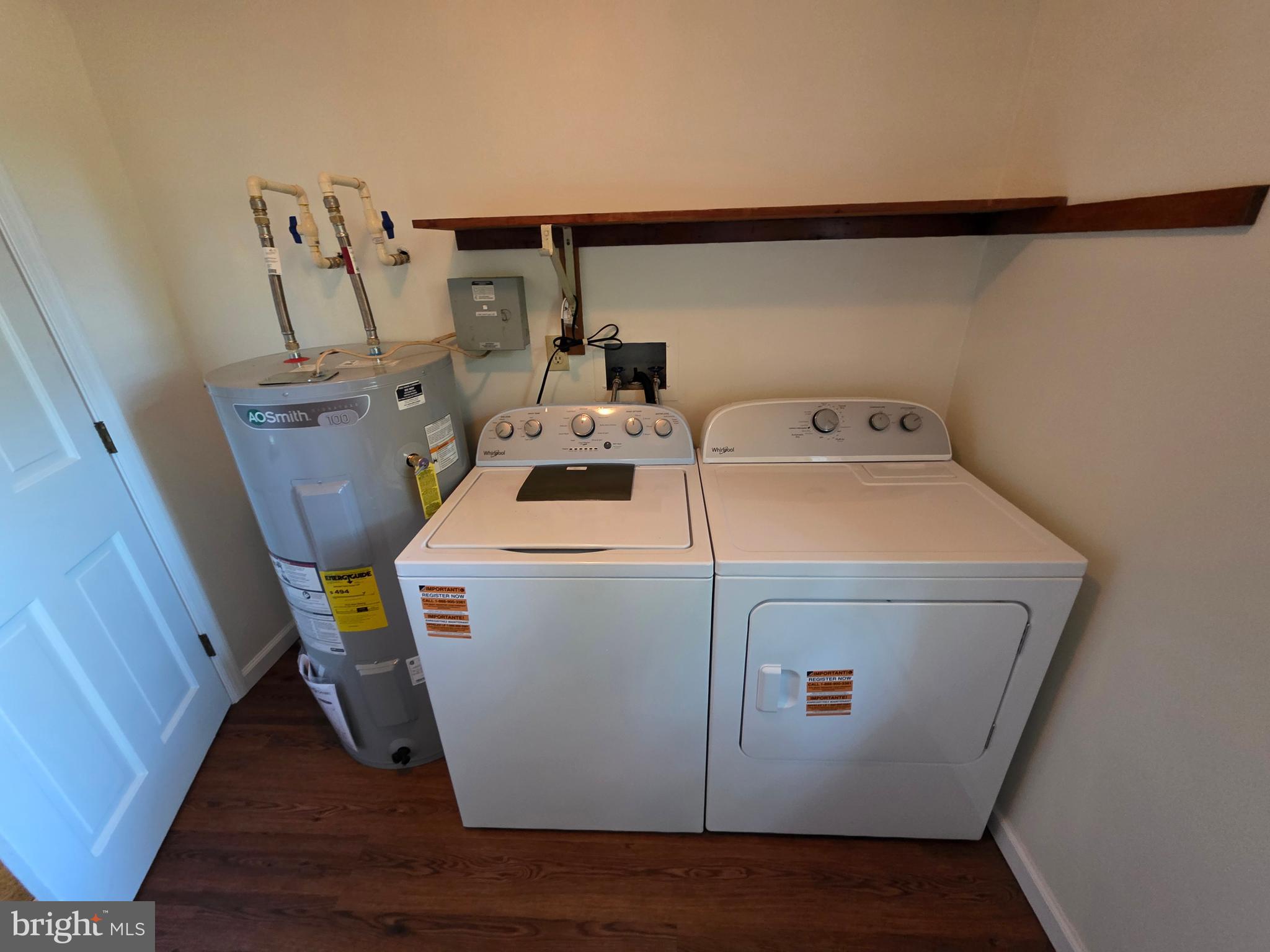 LAKE HERITAGE - Residential